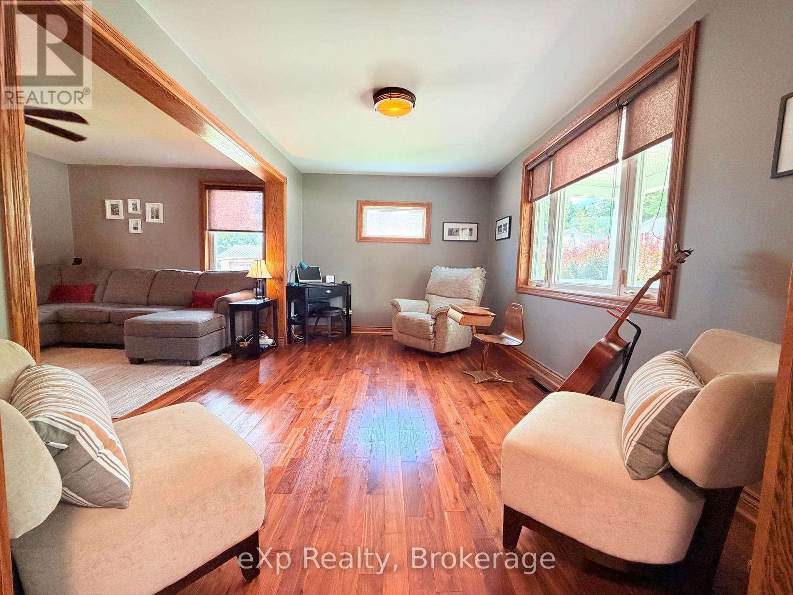 503 Yonge Street S Property Photo 12