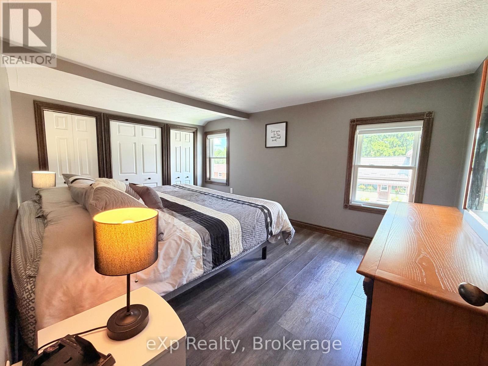503 Yonge Street S Property Photo 17