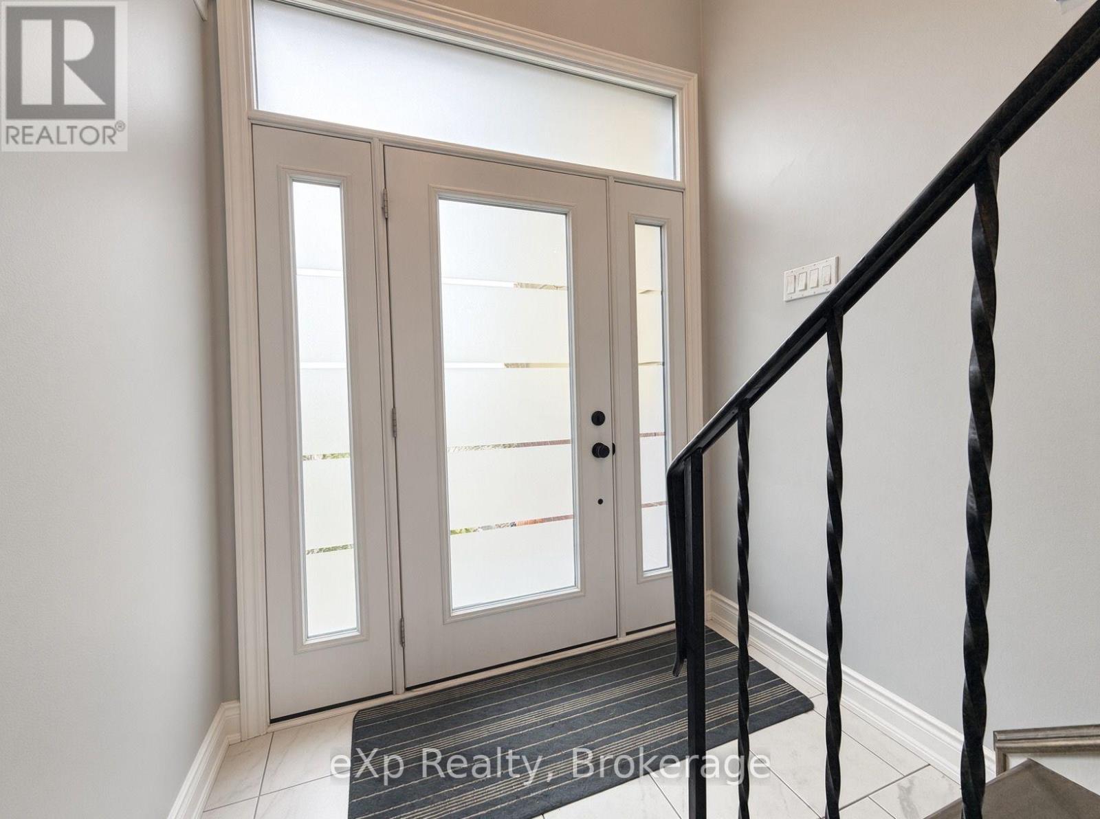 271 Thomas Street Property Photo 4