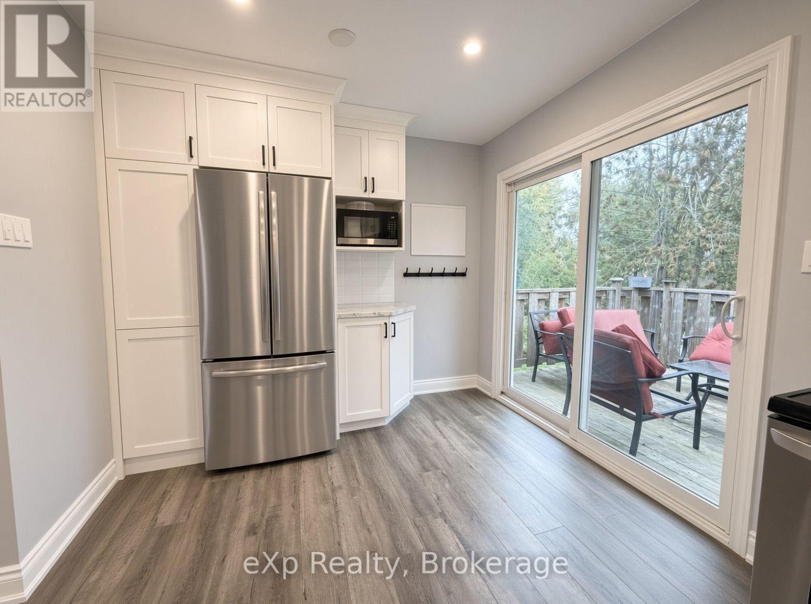 271 Thomas Street Property Photo 13