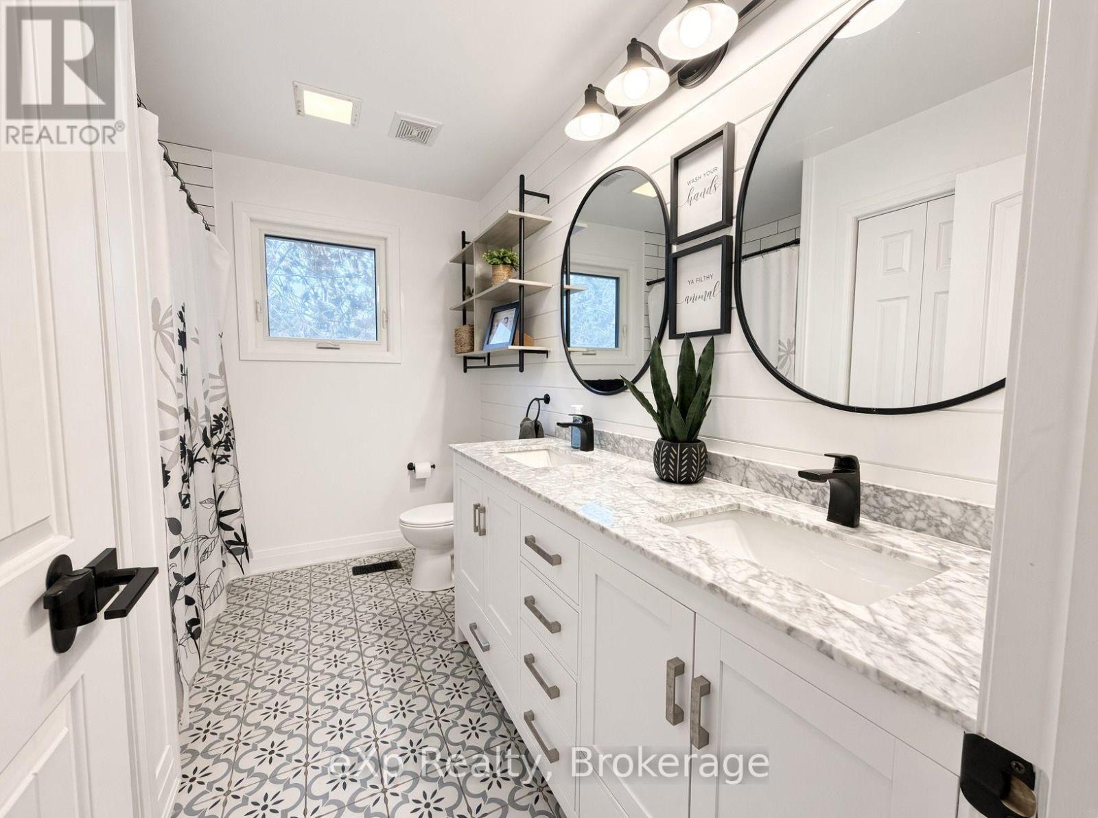 271 Thomas Street Property Photo 19