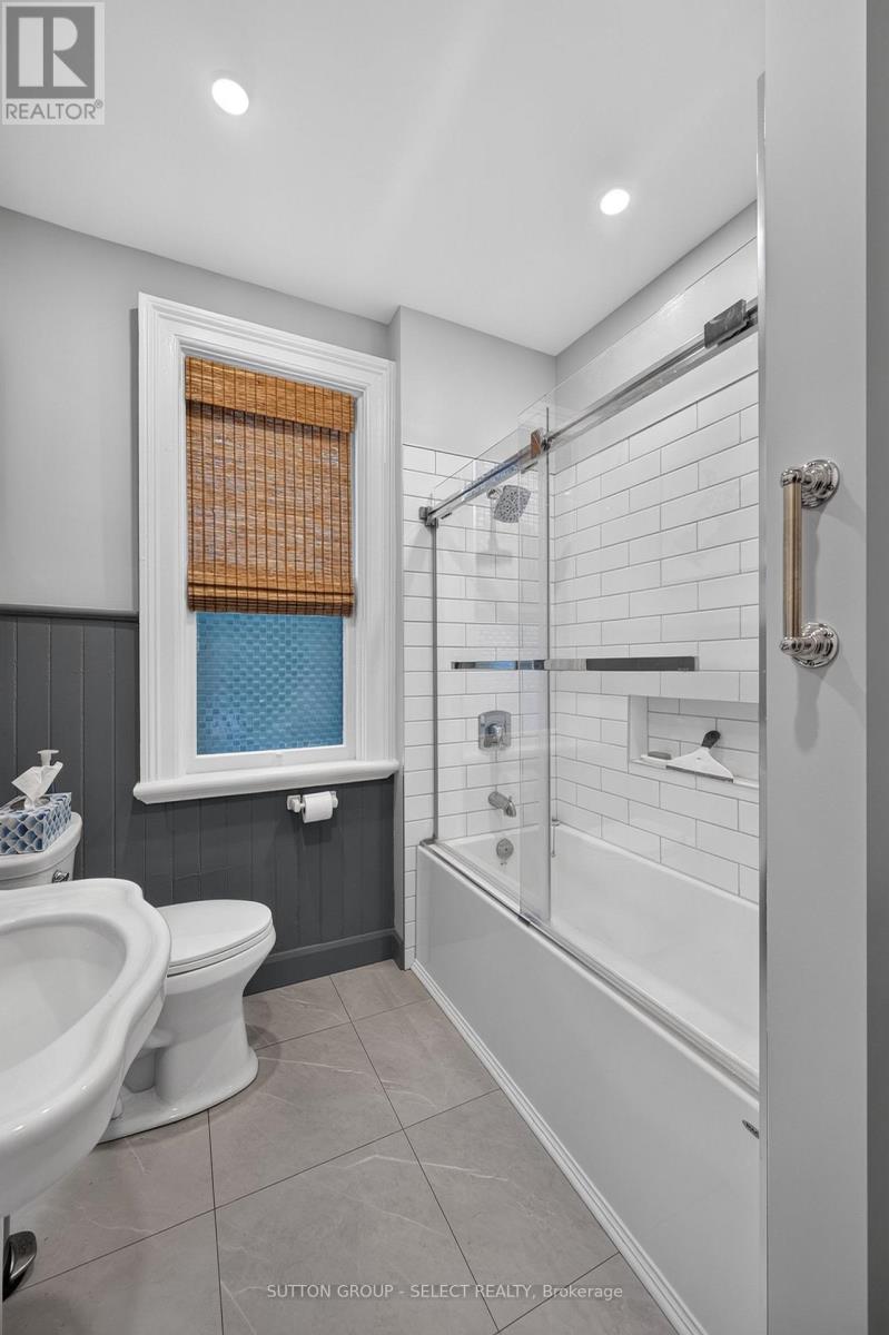 512 Piccadilly Street Property Photo 23