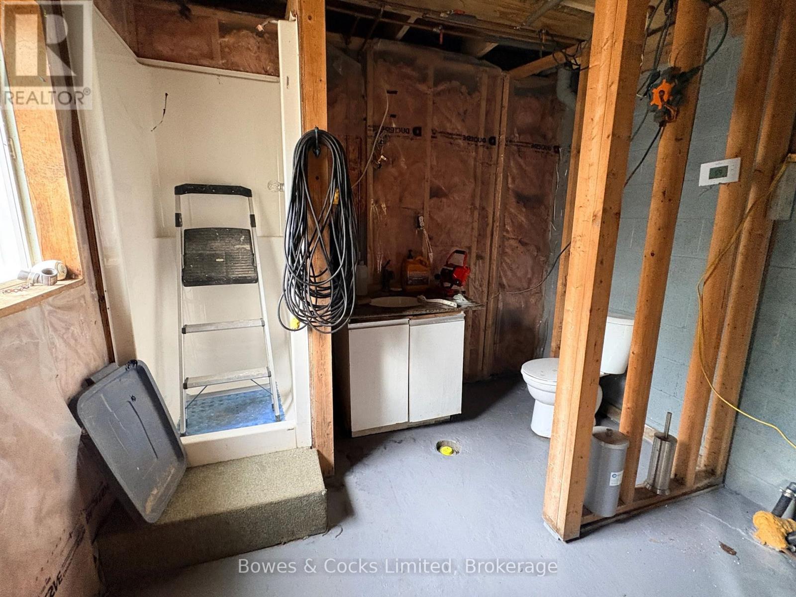 1350 Madill Road Property Photo 8