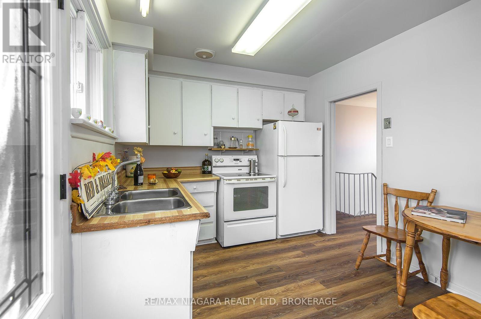10 First Avenue Property Photo 12