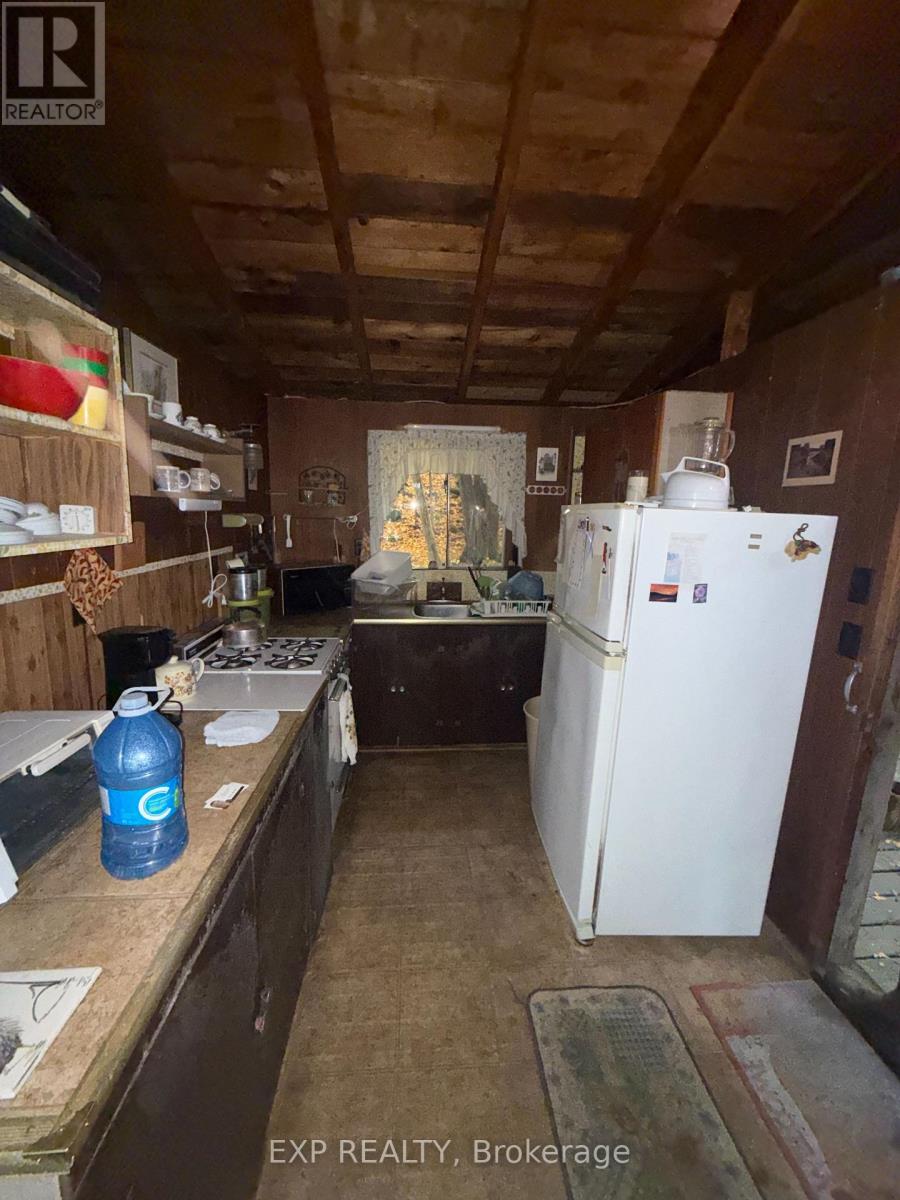 B - 70 Palmer Lane Property Photo 9