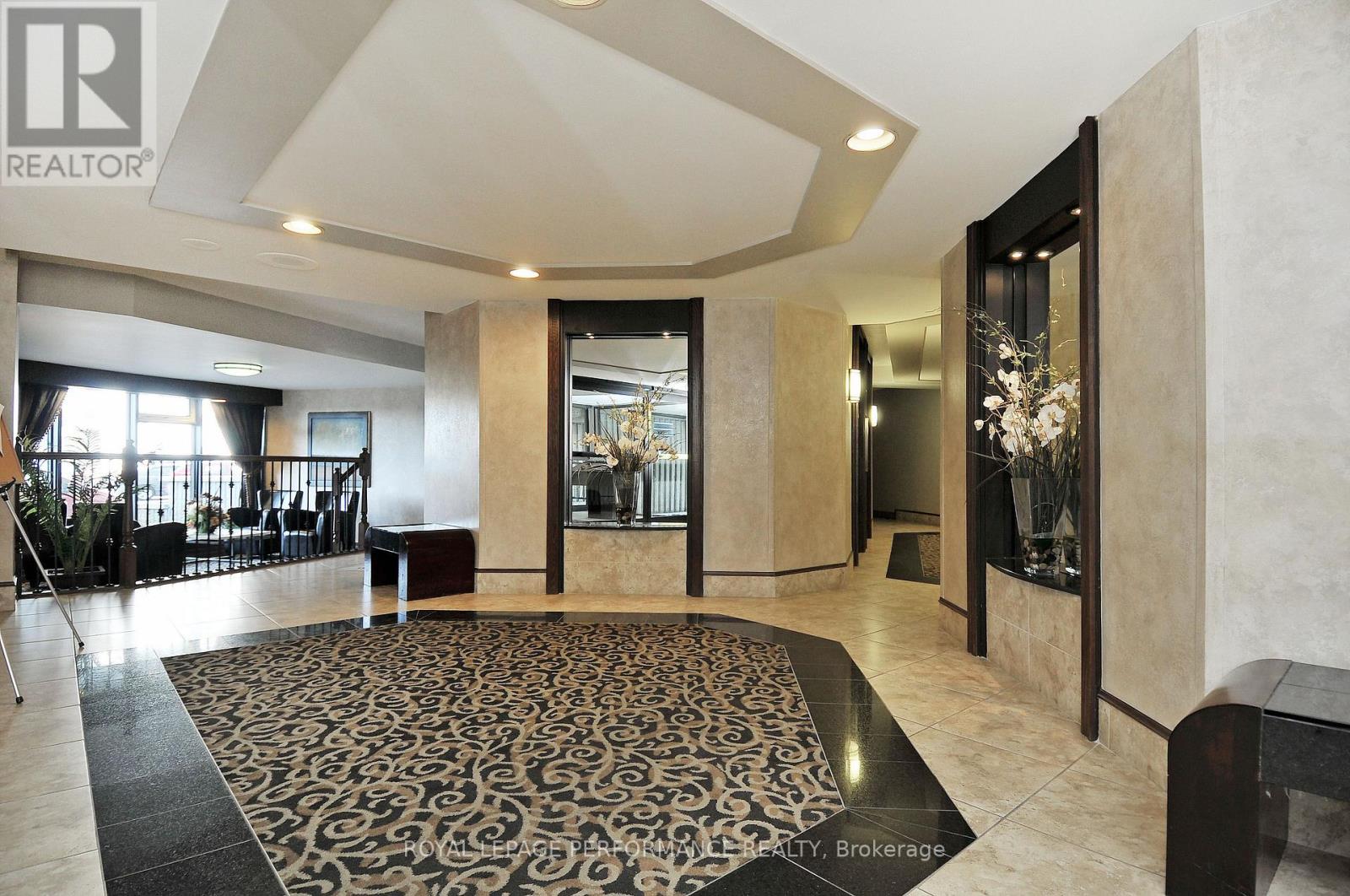703 - 1081 Ambleside Drive Property Photo 3