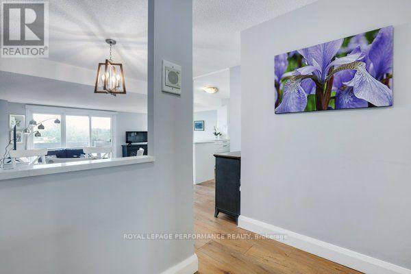 703 - 1081 Ambleside Drive Property Photo 6
