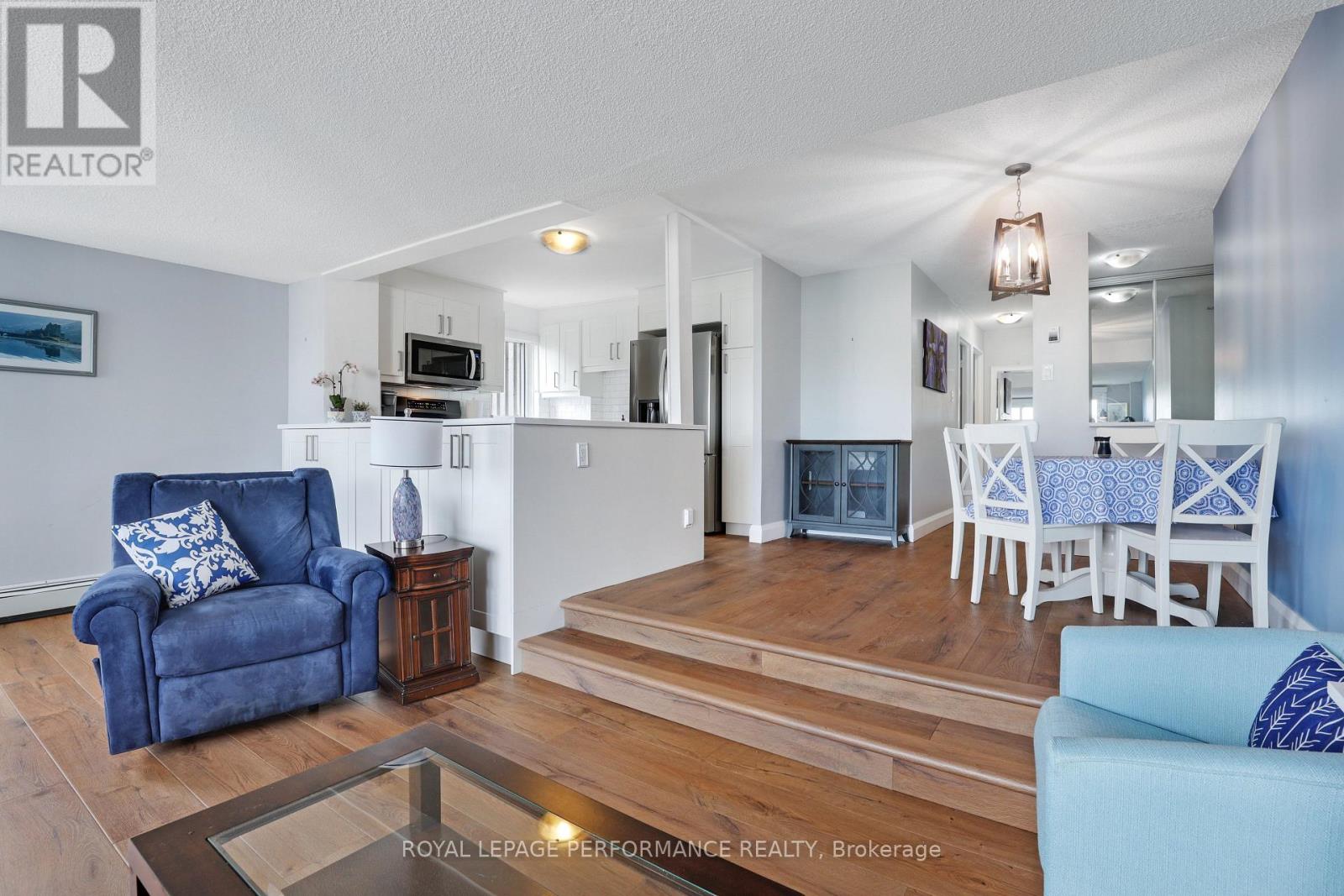 703 - 1081 Ambleside Drive Property Photo 13