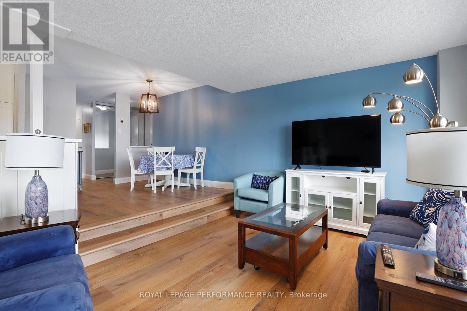 703 - 1081 Ambleside Drive Property Photo 15