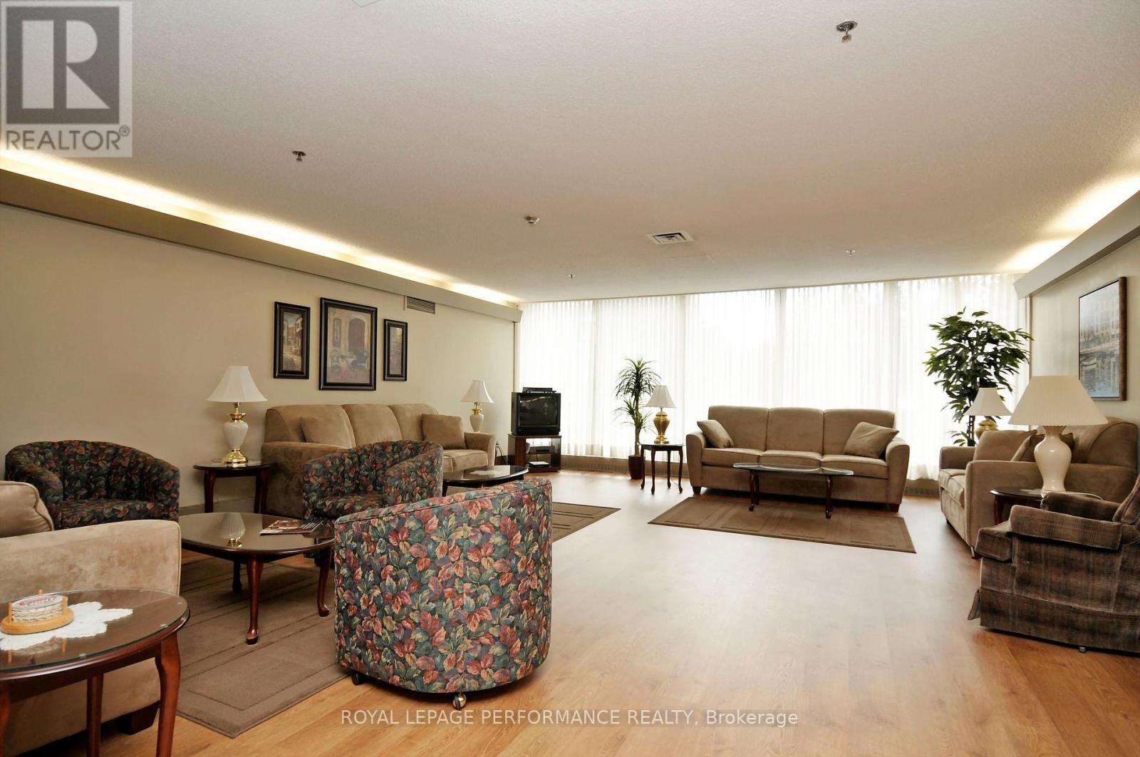 703 - 1081 Ambleside Drive Property Photo 31