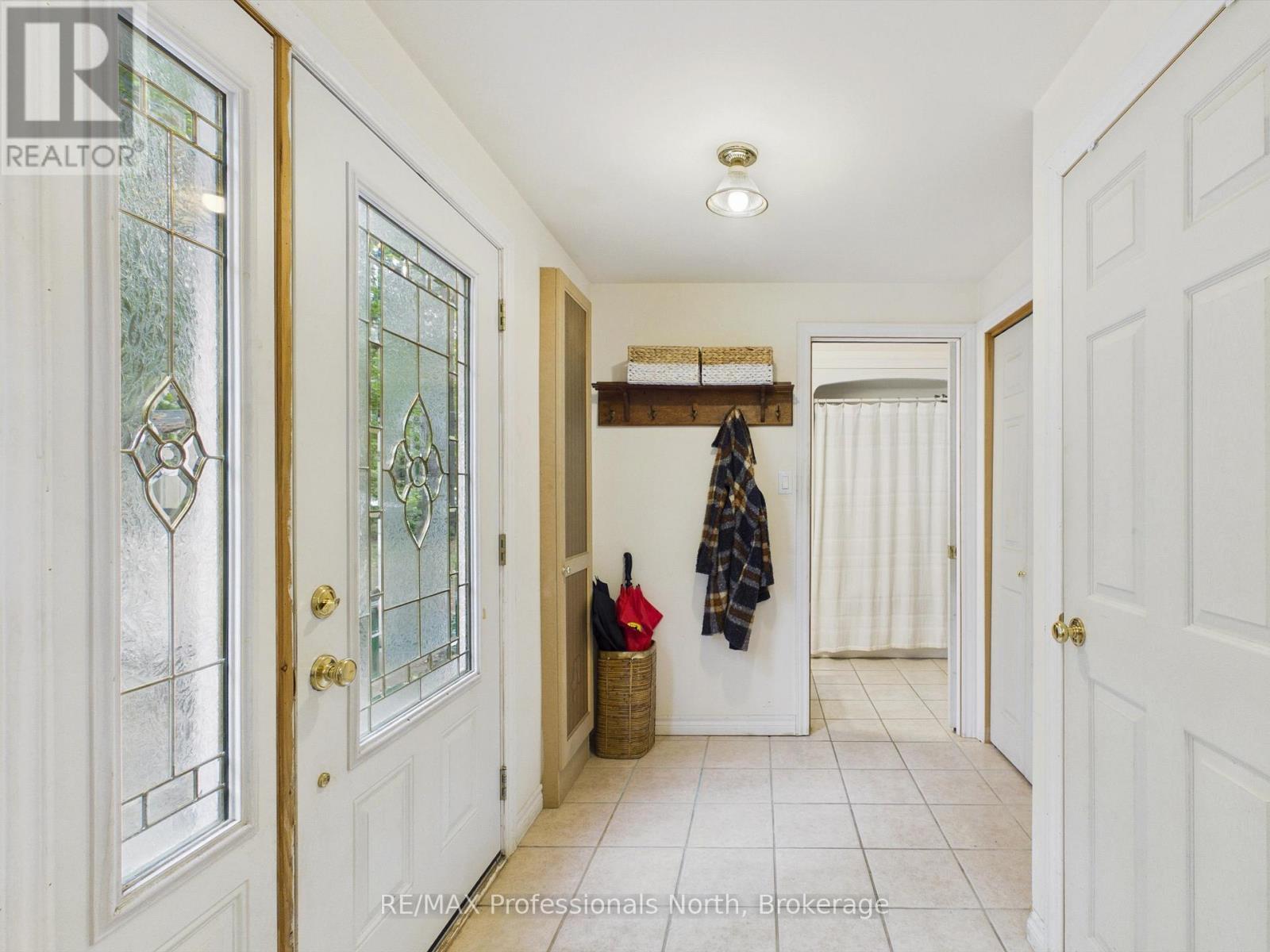 1025 Section House Road Property Photo 4
