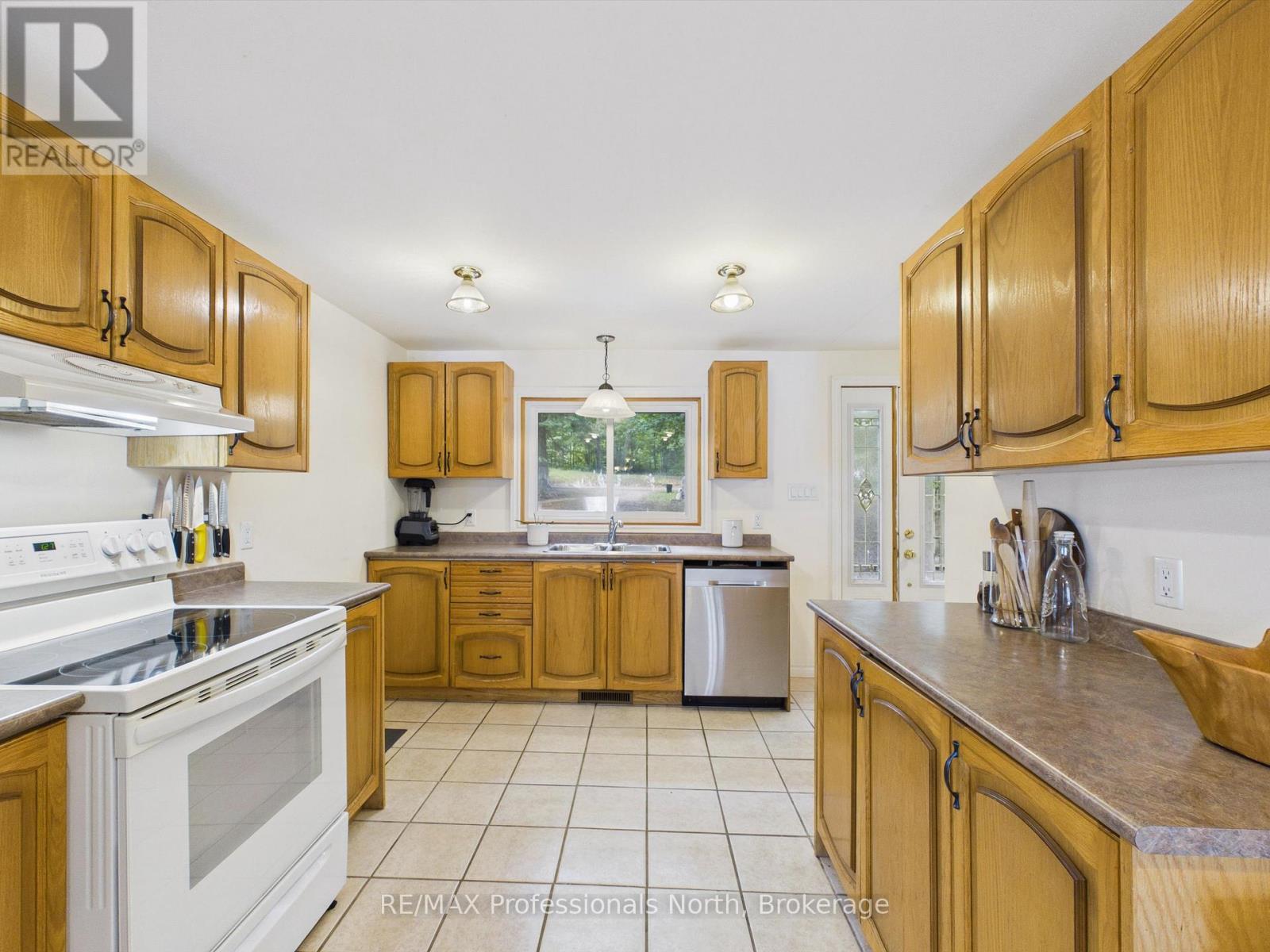 1025 Section House Road Property Photo 6