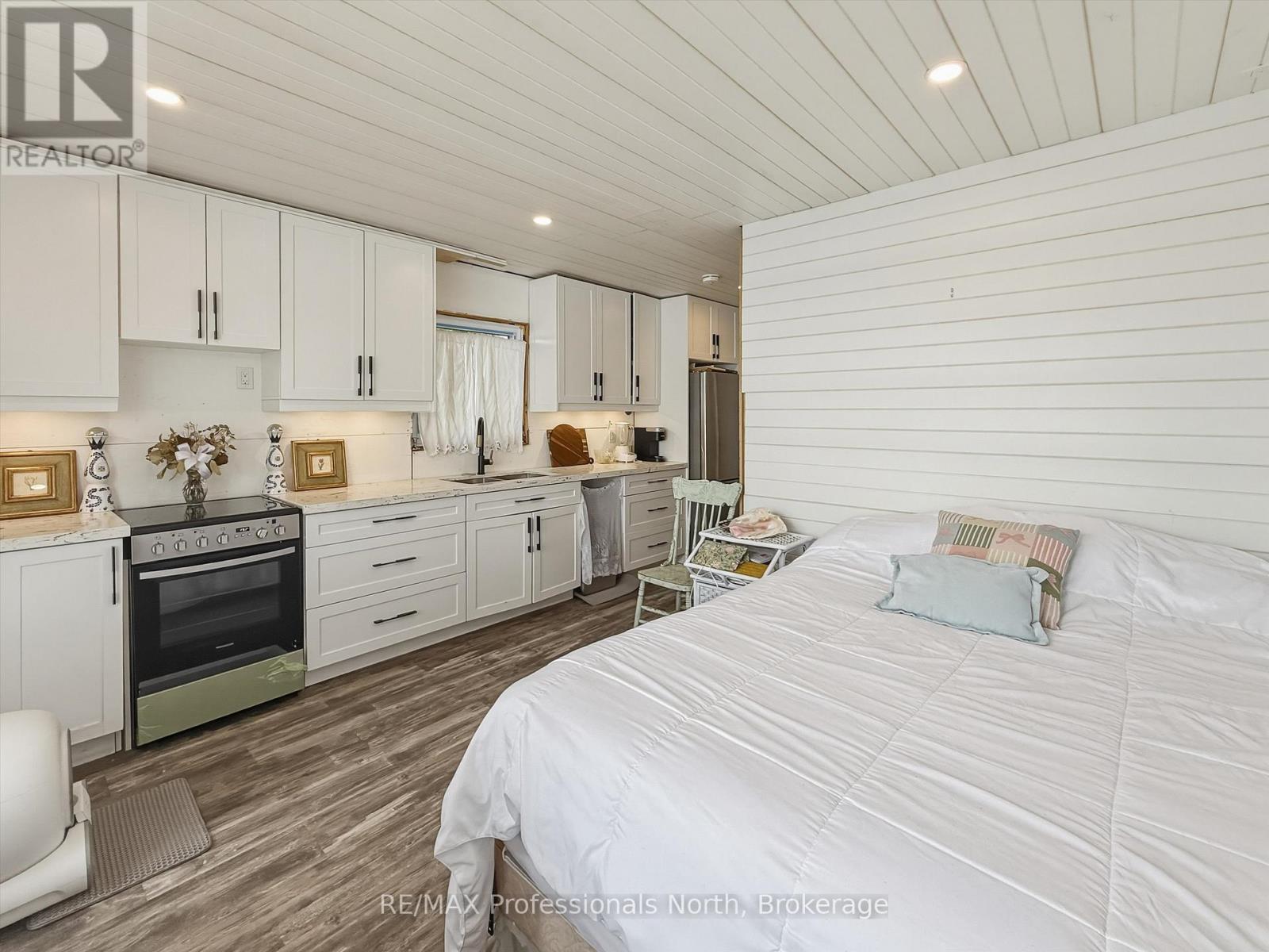 1025 Section House Road Property Photo 21