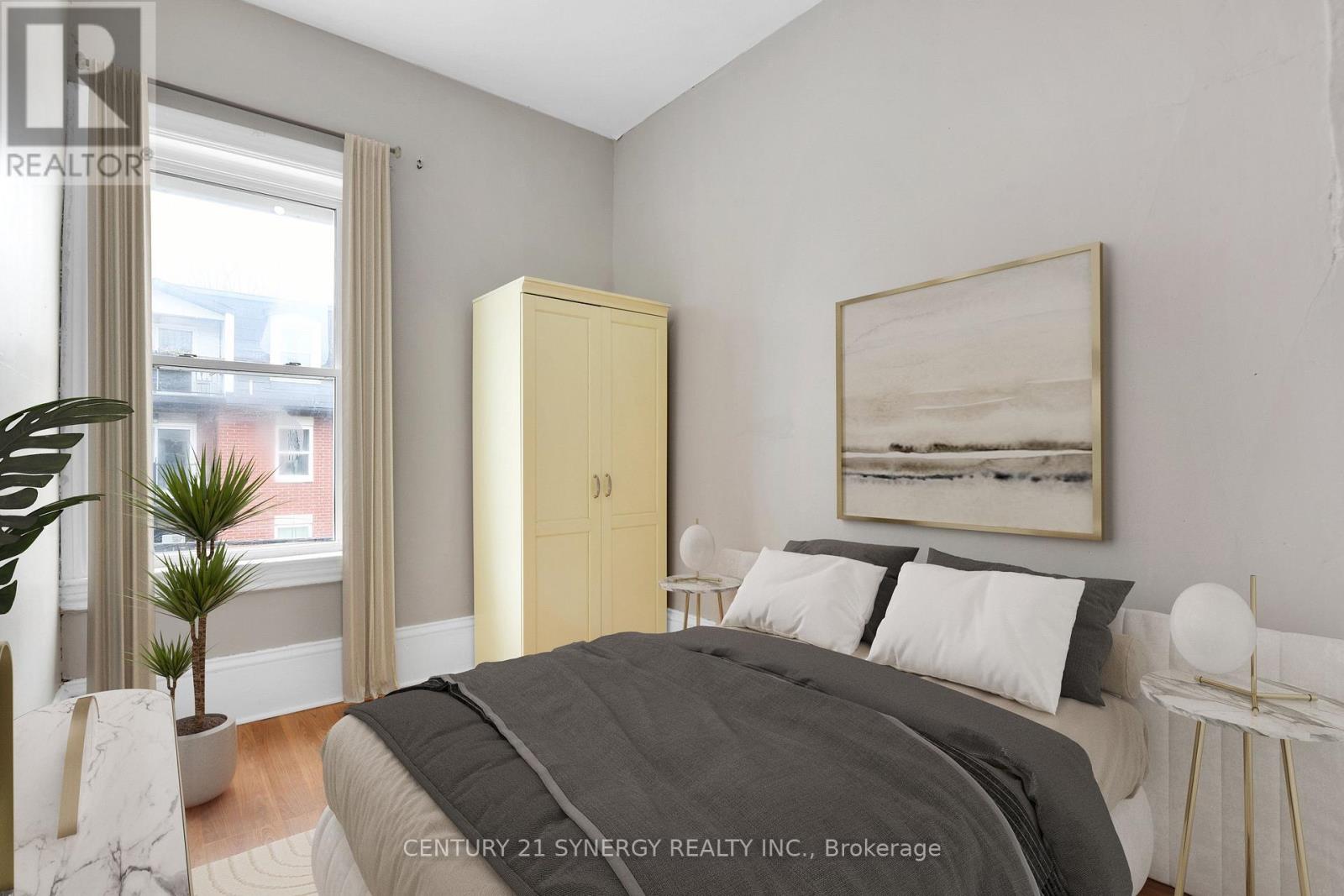 154-156 Beckwith Street N Property Photo 10