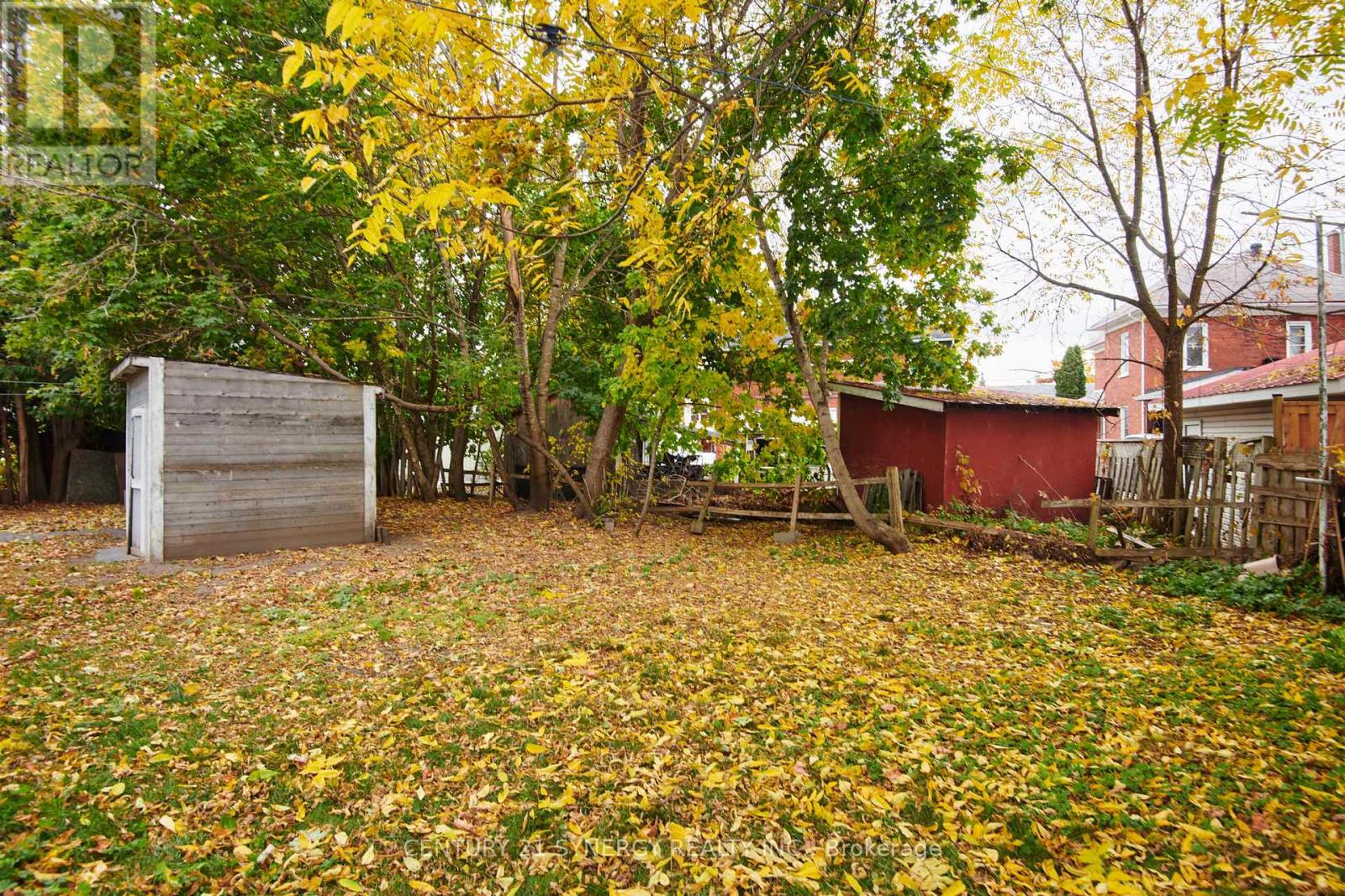 154-156 Beckwith Street N Property Photo 15