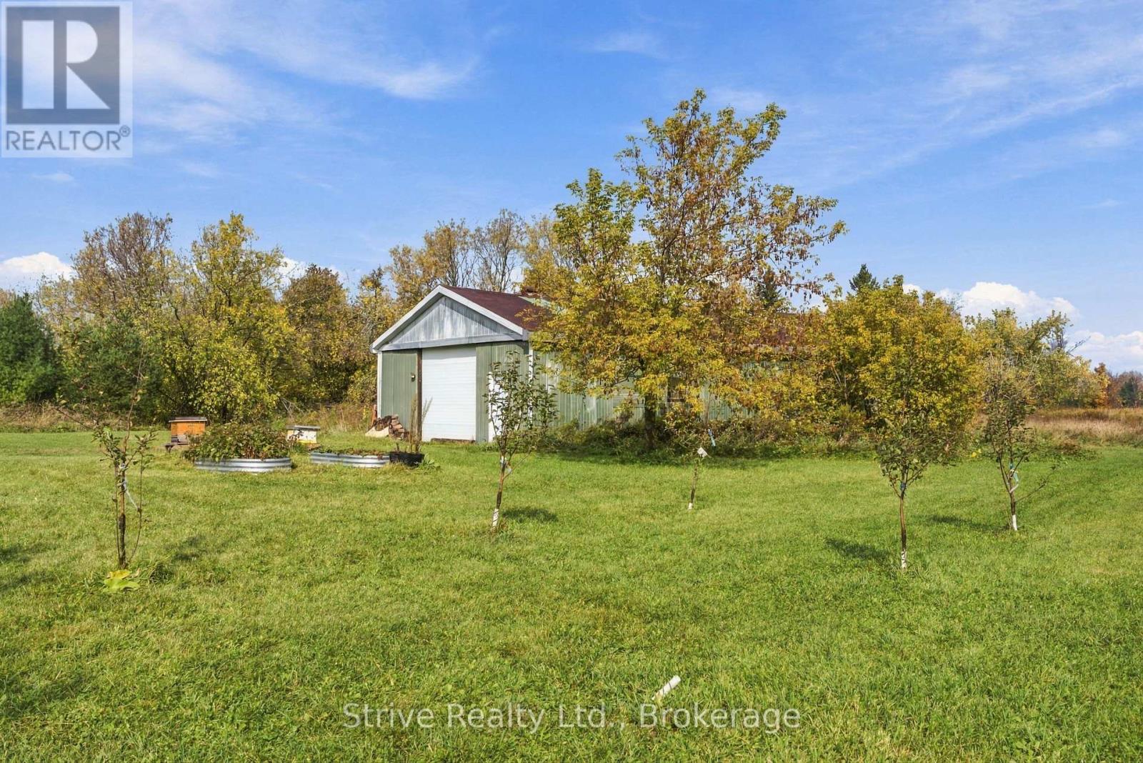 239 Fallis Line Property Photo 35