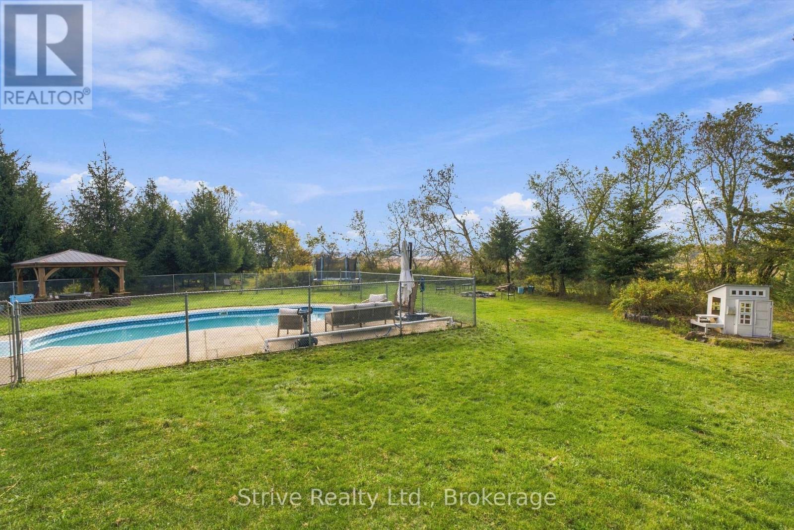 239 Fallis Line Property Photo 47