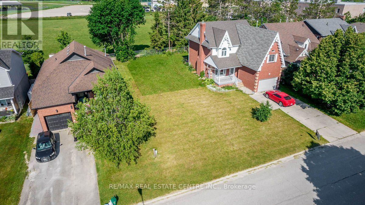 544 Park Avenue Property Photo 3