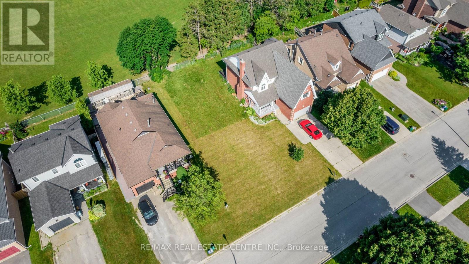 544 Park Avenue Property Photo 4
