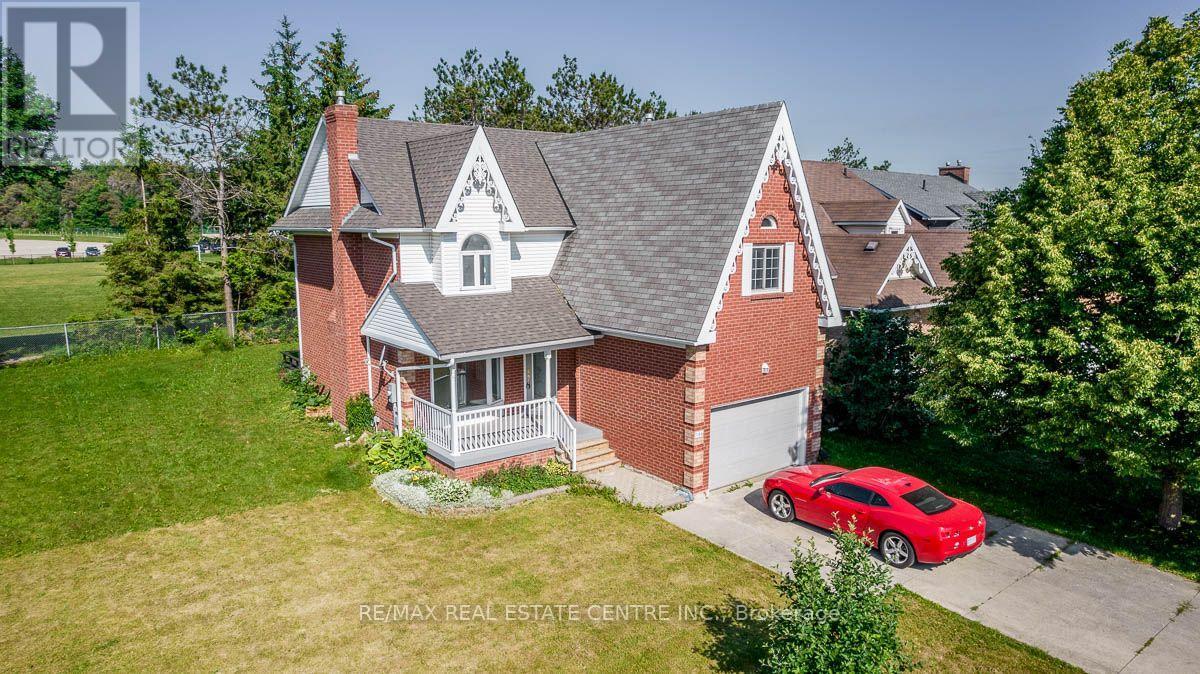 544 Park Avenue Property Photo 11