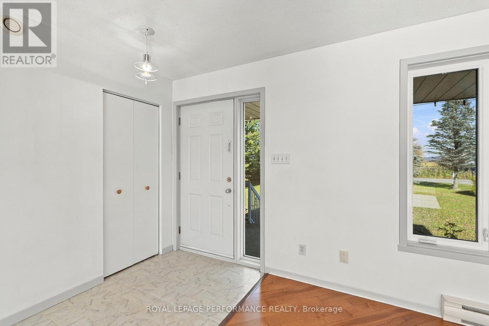 2761 Ritchance Road Property Photo 4