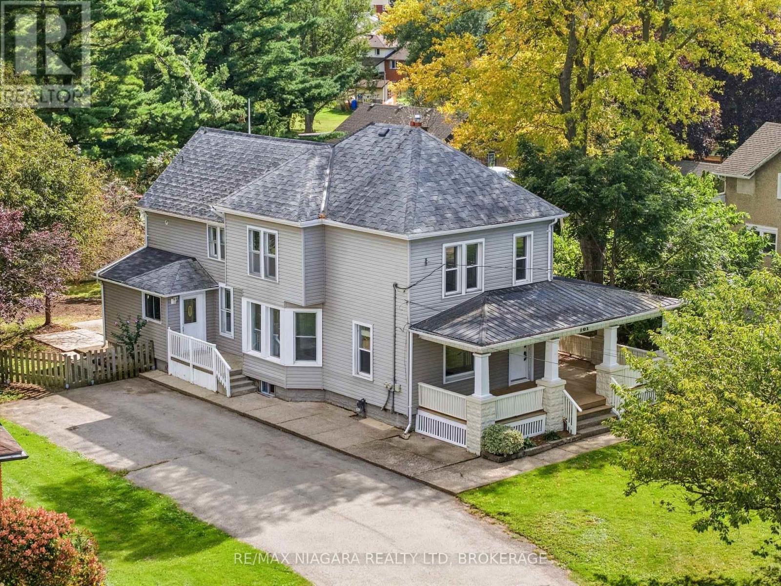 181 Chippawa Road Property Photo 4