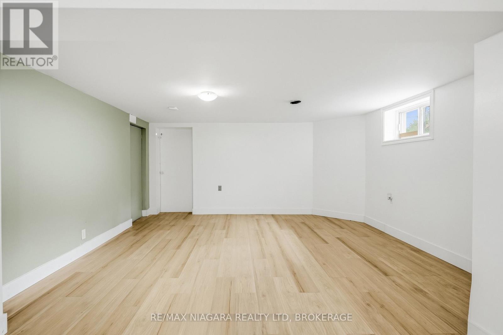 181 Chippawa Road Property Photo 20