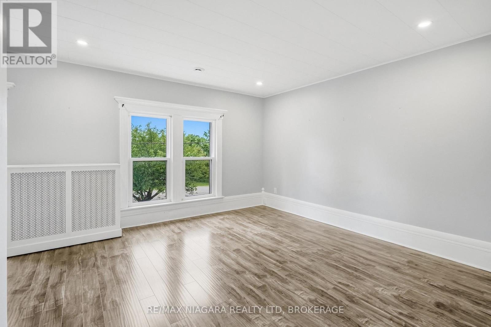 181 Chippawa Road Property Photo 27