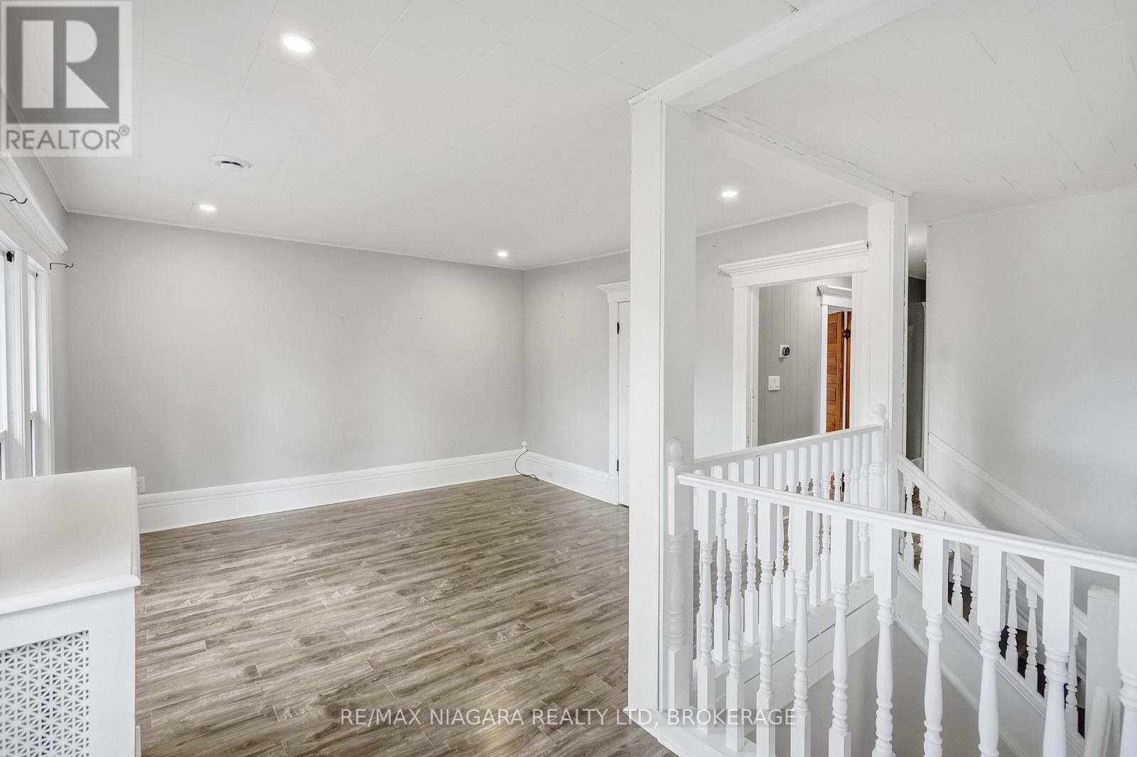 181 Chippawa Road Property Photo 28