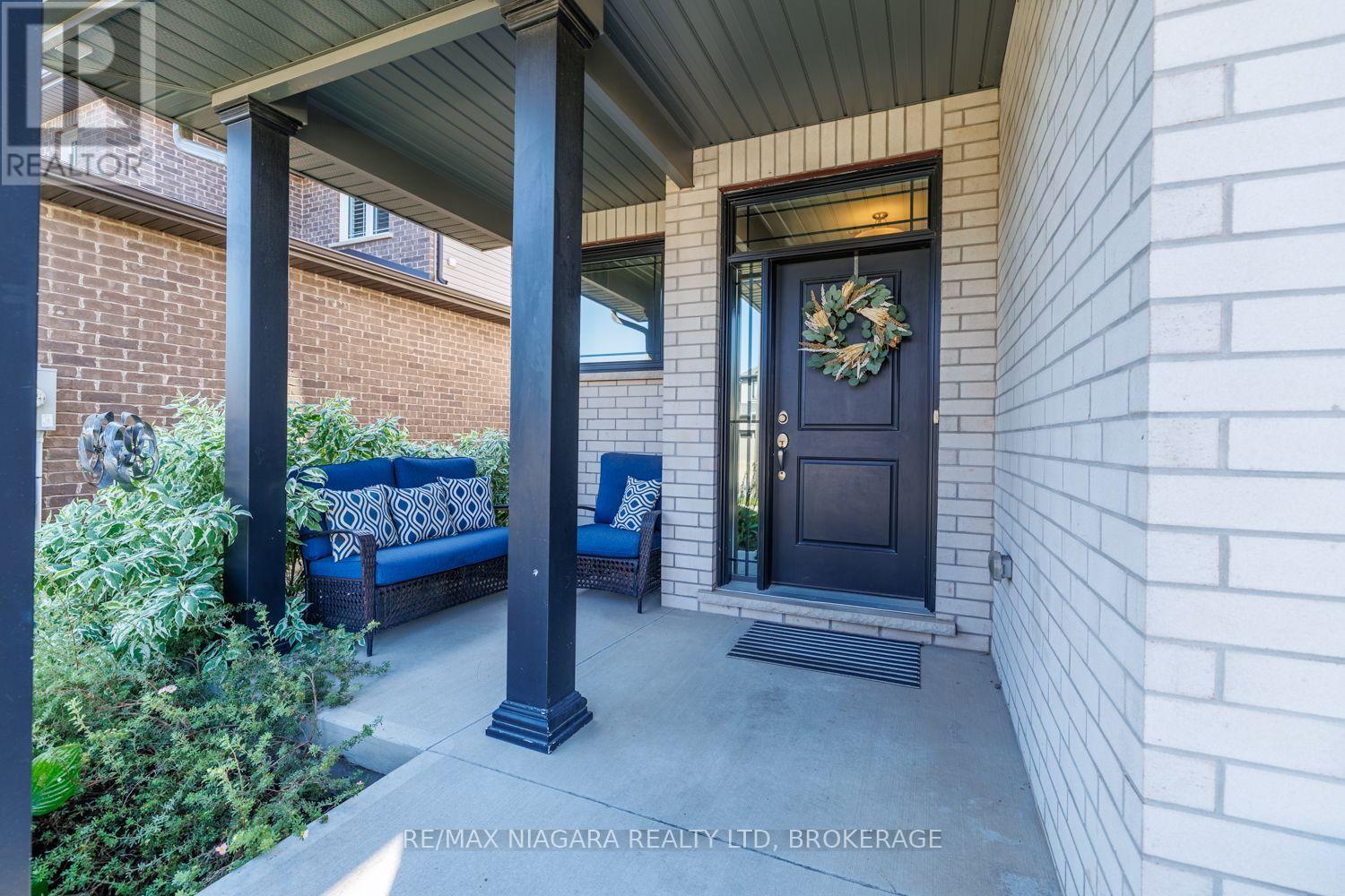 6 Bergenstein Crescent Property Photo 3