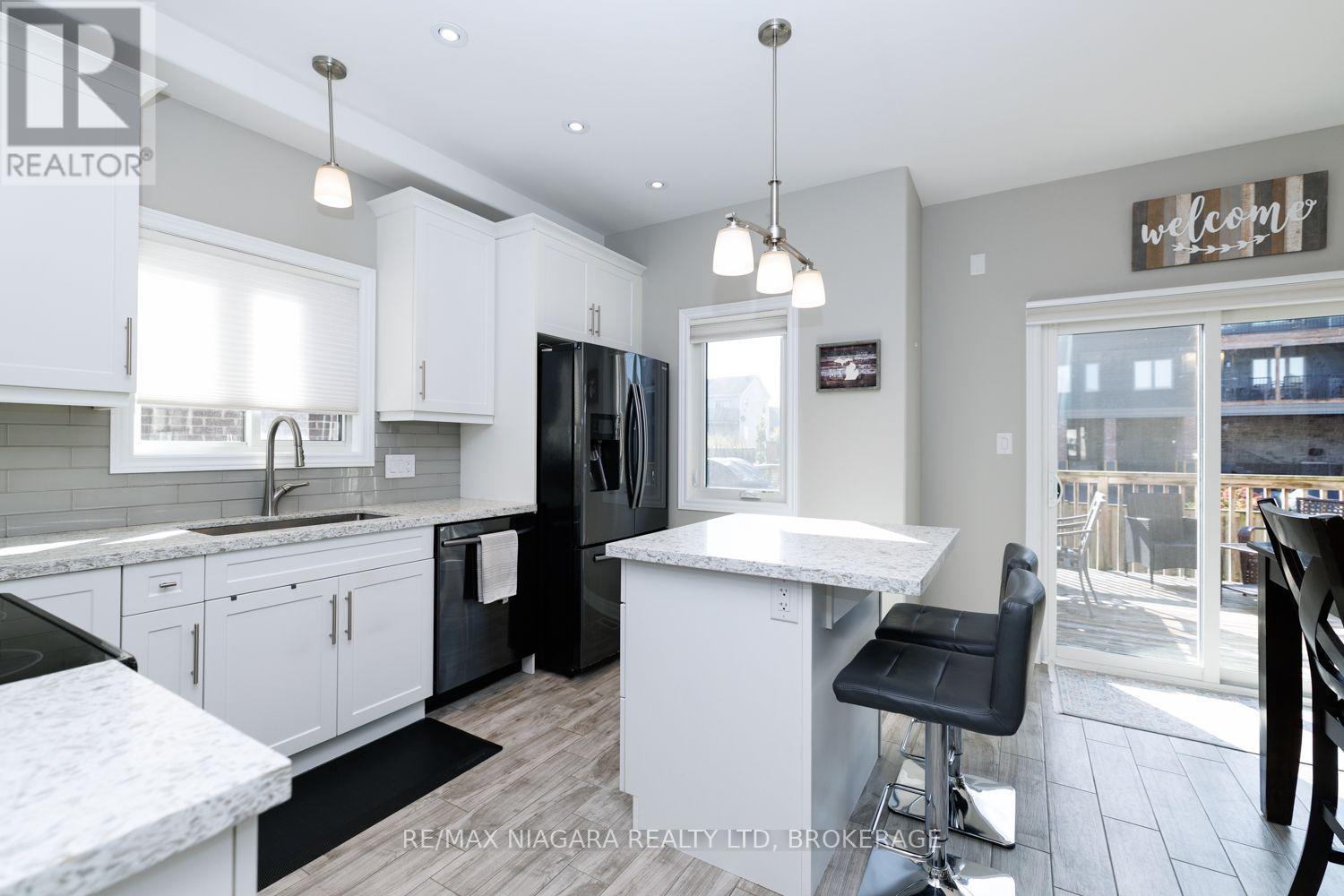 6 Bergenstein Crescent Property Photo 10
