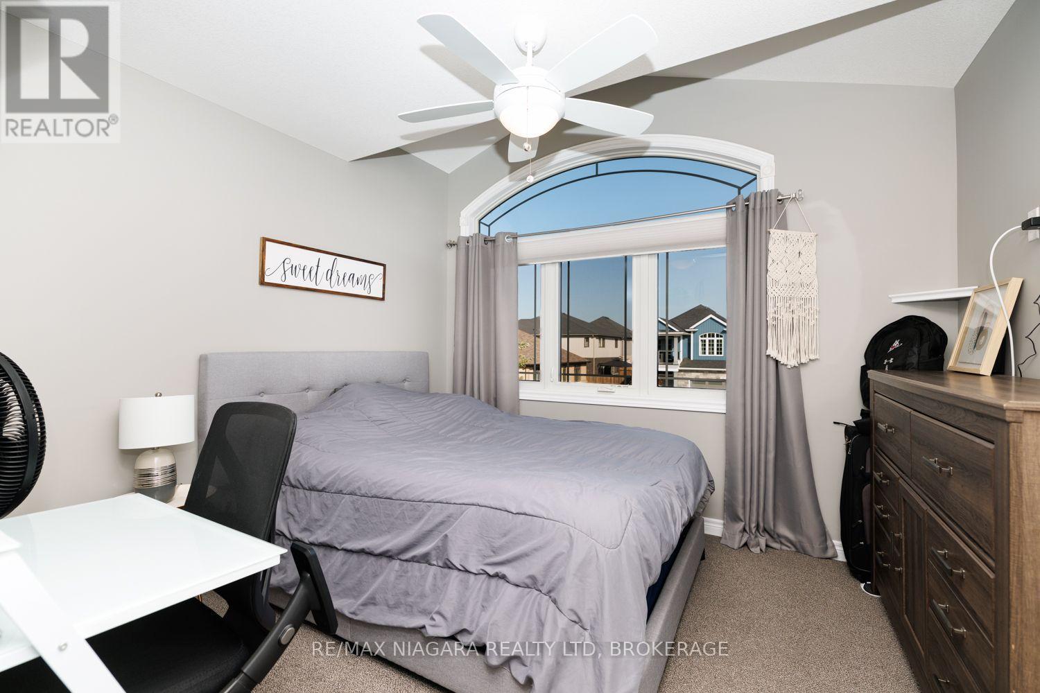 6 Bergenstein Crescent Property Photo 20