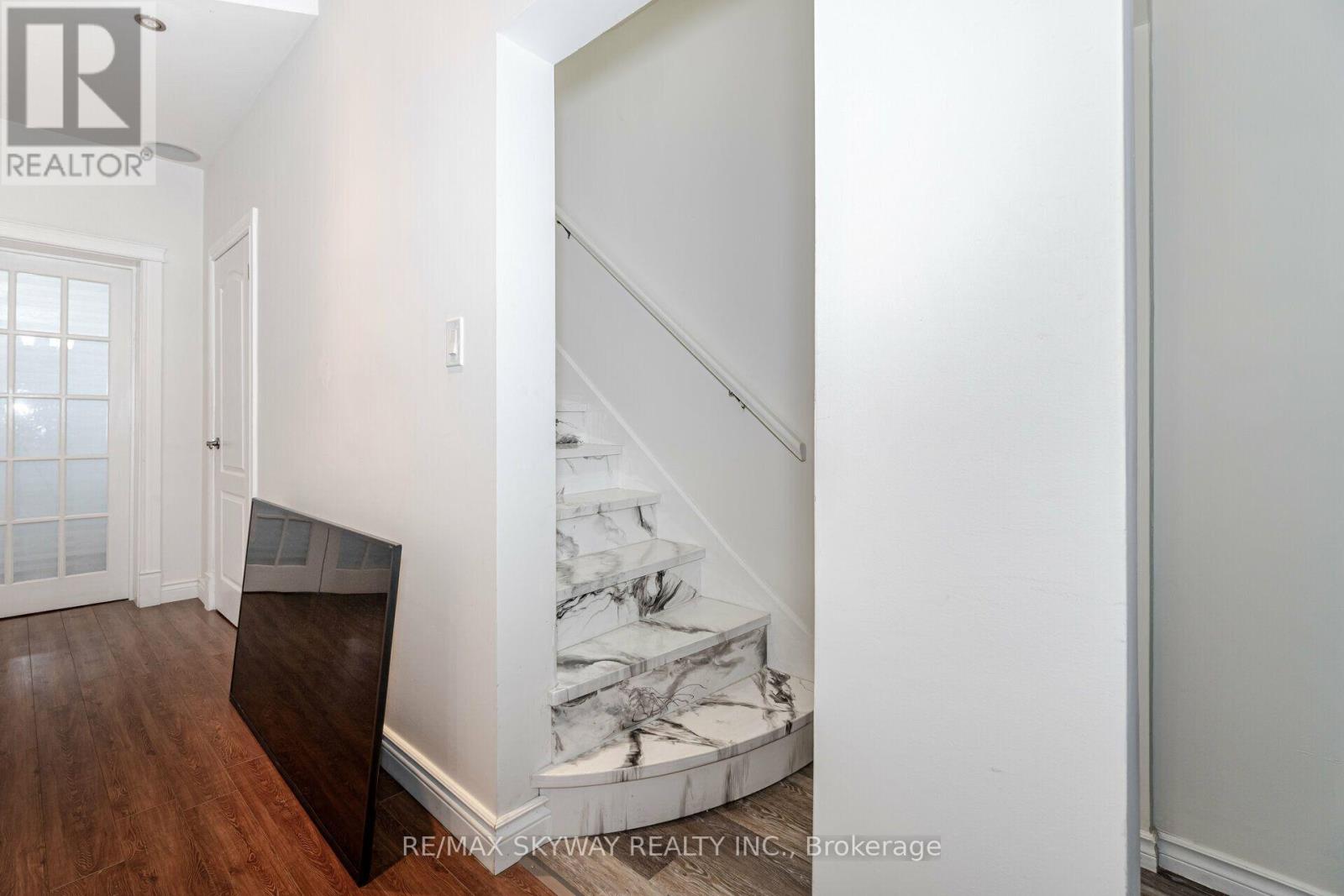 242 East Avenue N Property Photo 19