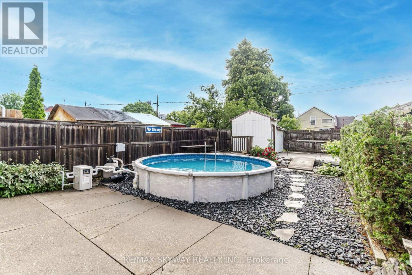 242 East Avenue N Property Photo 26