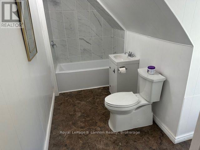 41 Machar Avenue Property Photo 4