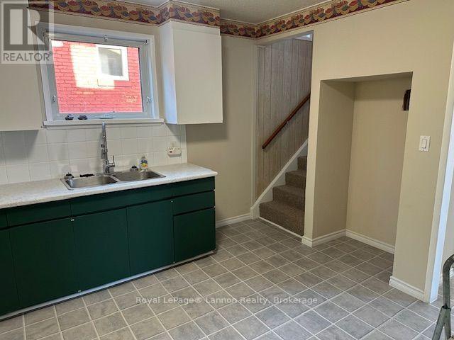 41 Machar Avenue Property Photo 19