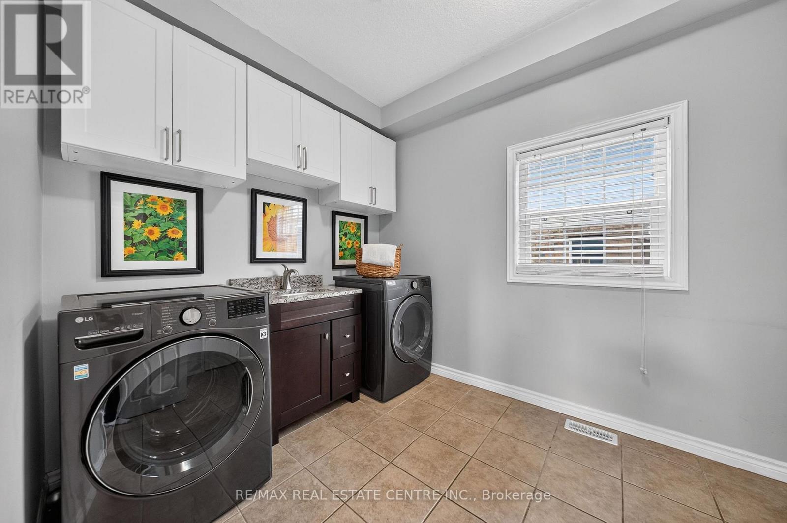 60 Wagler Avenue Property Photo 8