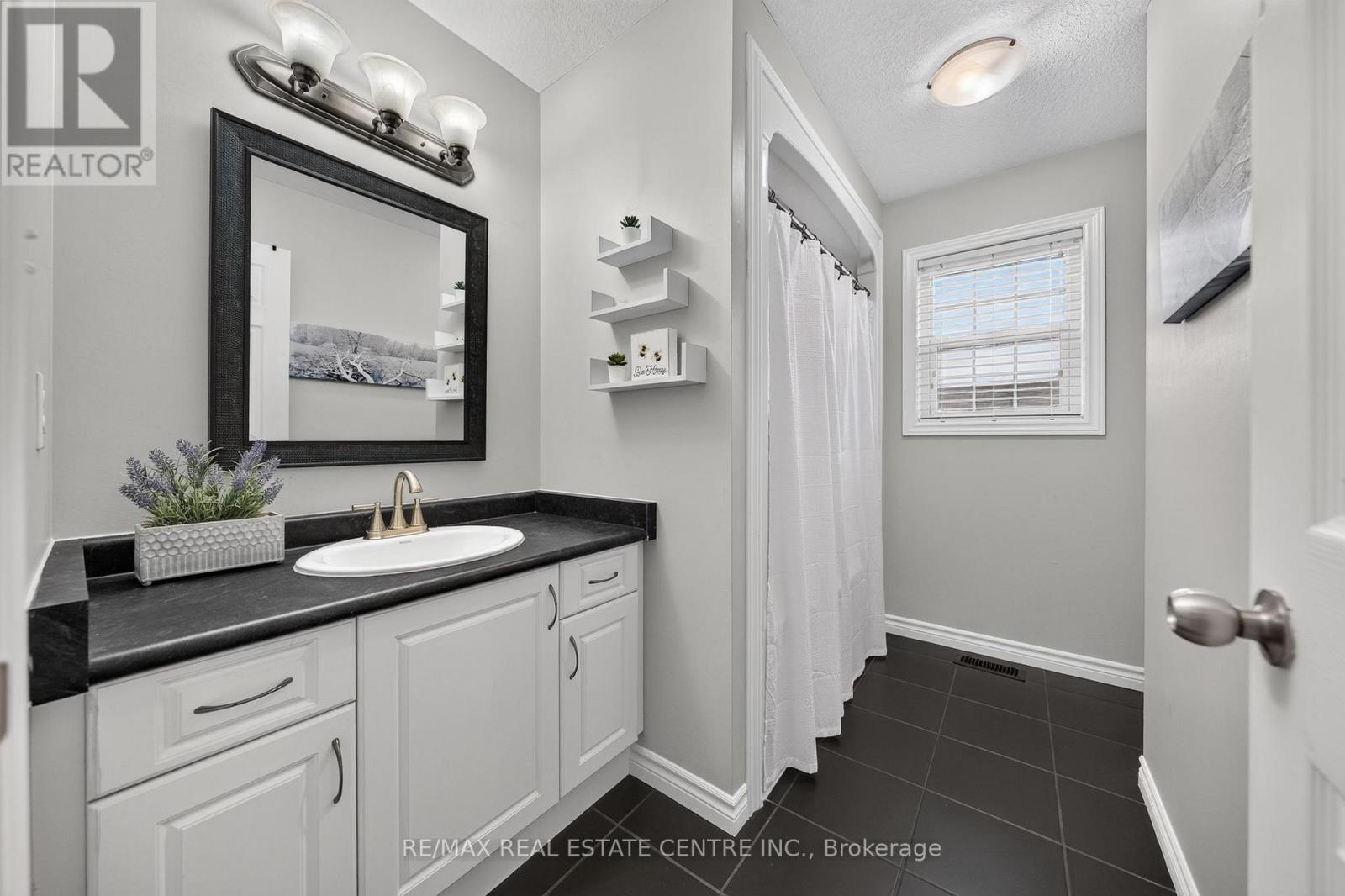 60 Wagler Avenue Property Photo 25