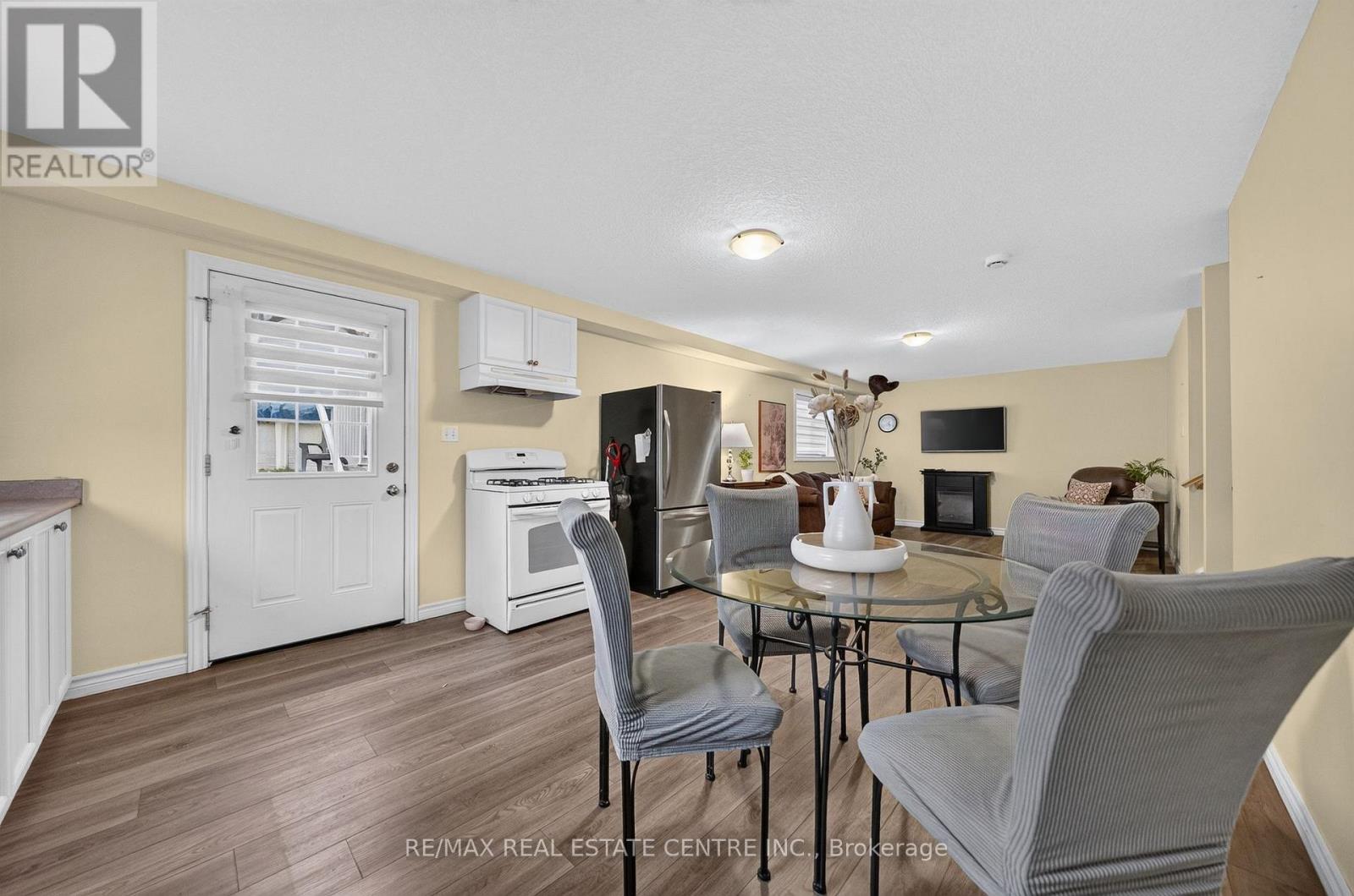 60 Wagler Avenue Property Photo 28