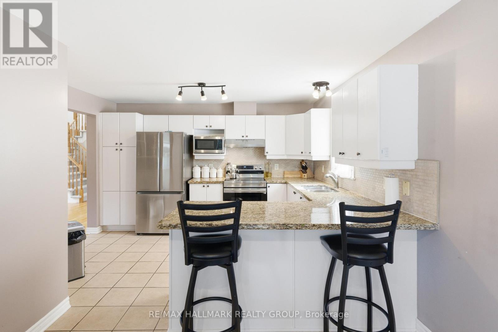 800 Long Point Circle Property Photo 21