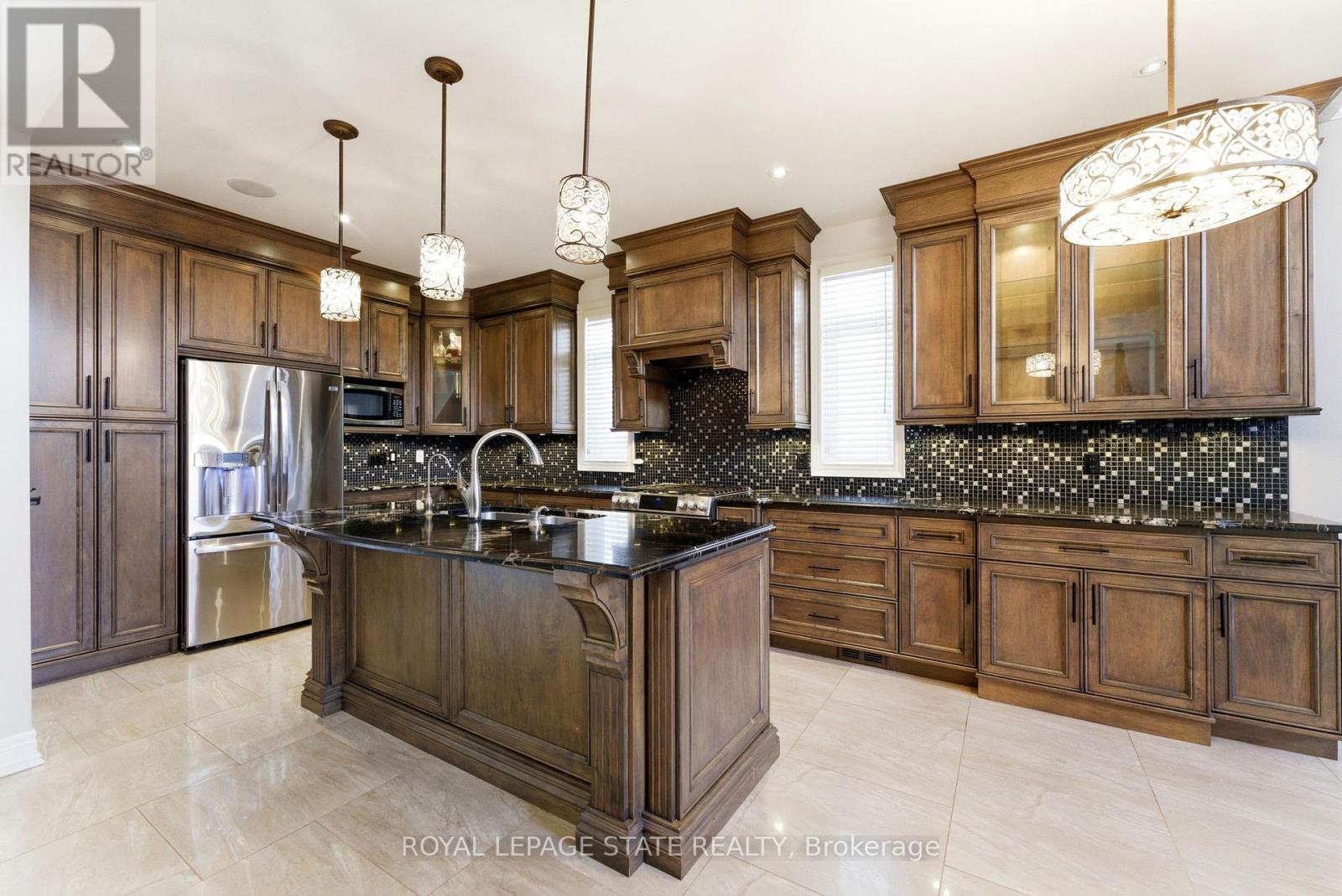 85 Hillcroft Drive Property Photo 13