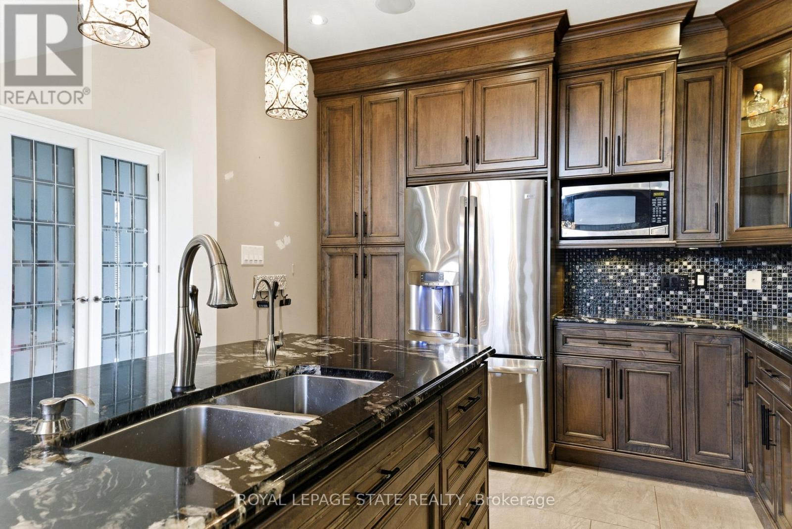 85 Hillcroft Drive Property Photo 18