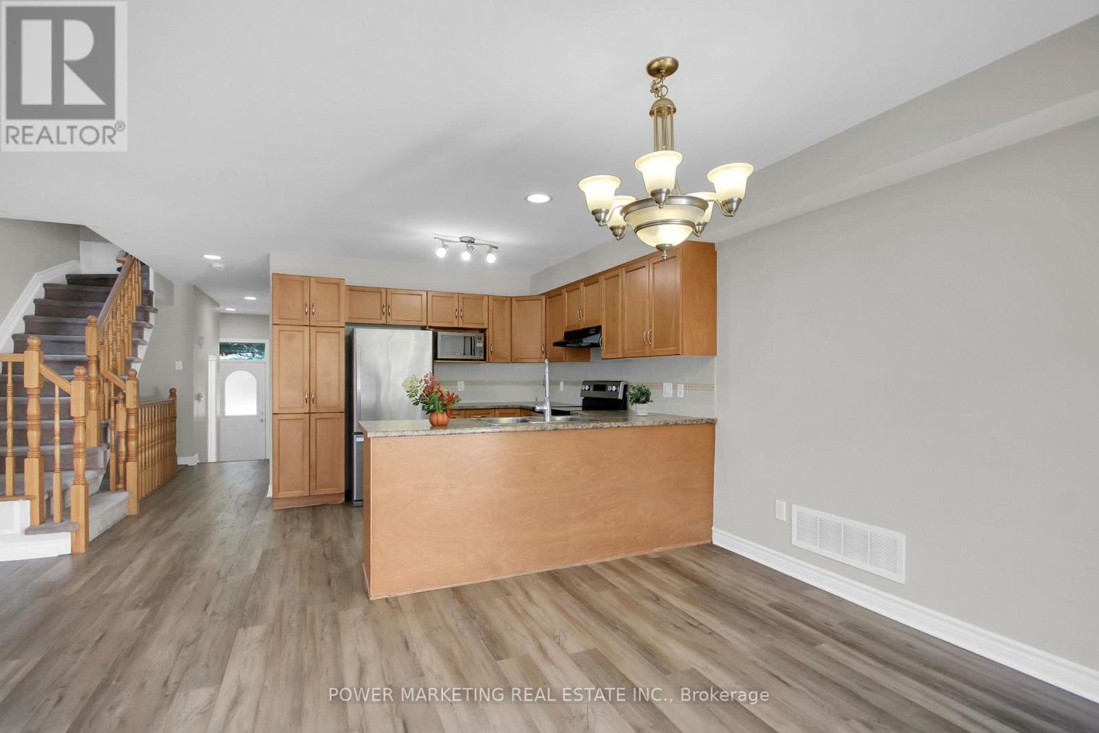207 Hidden Meadow Avenue Property Photo 15