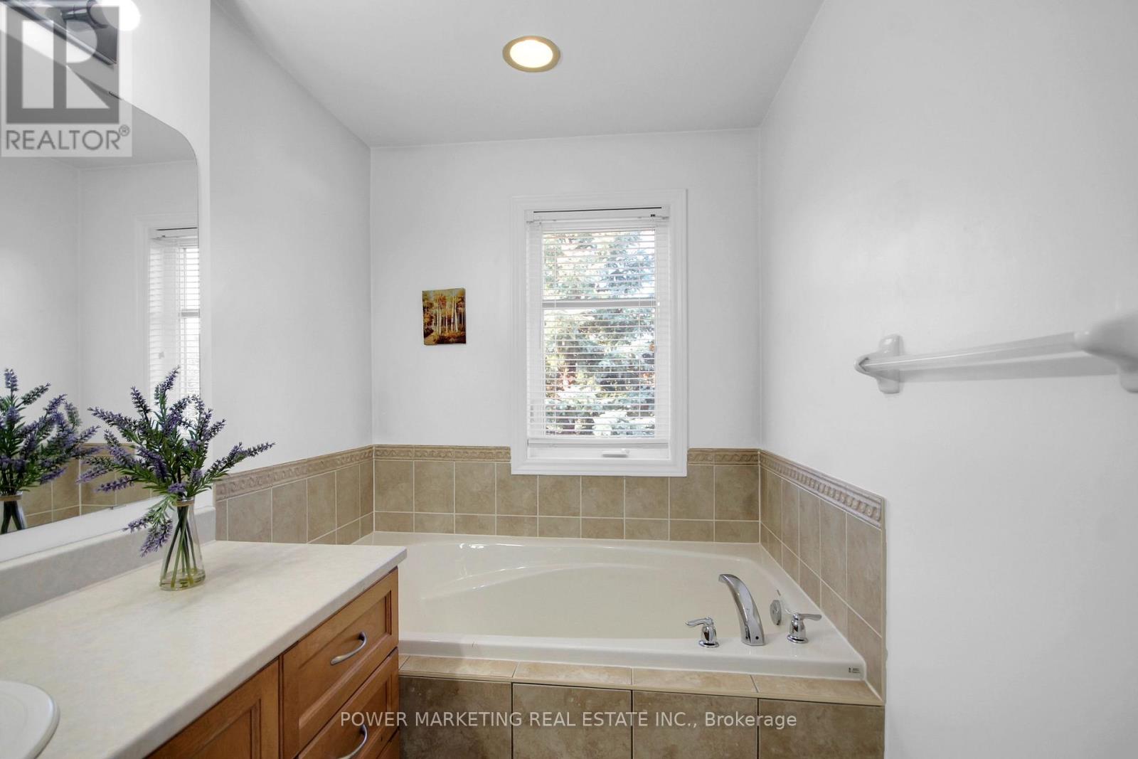 207 Hidden Meadow Avenue Property Photo 28