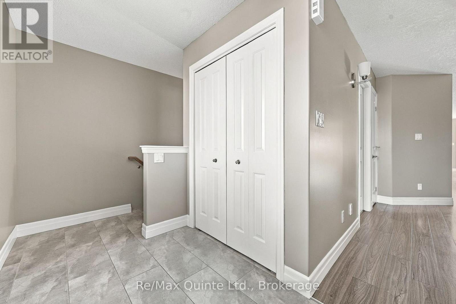 32 Cortland Crescent Property Photo 9