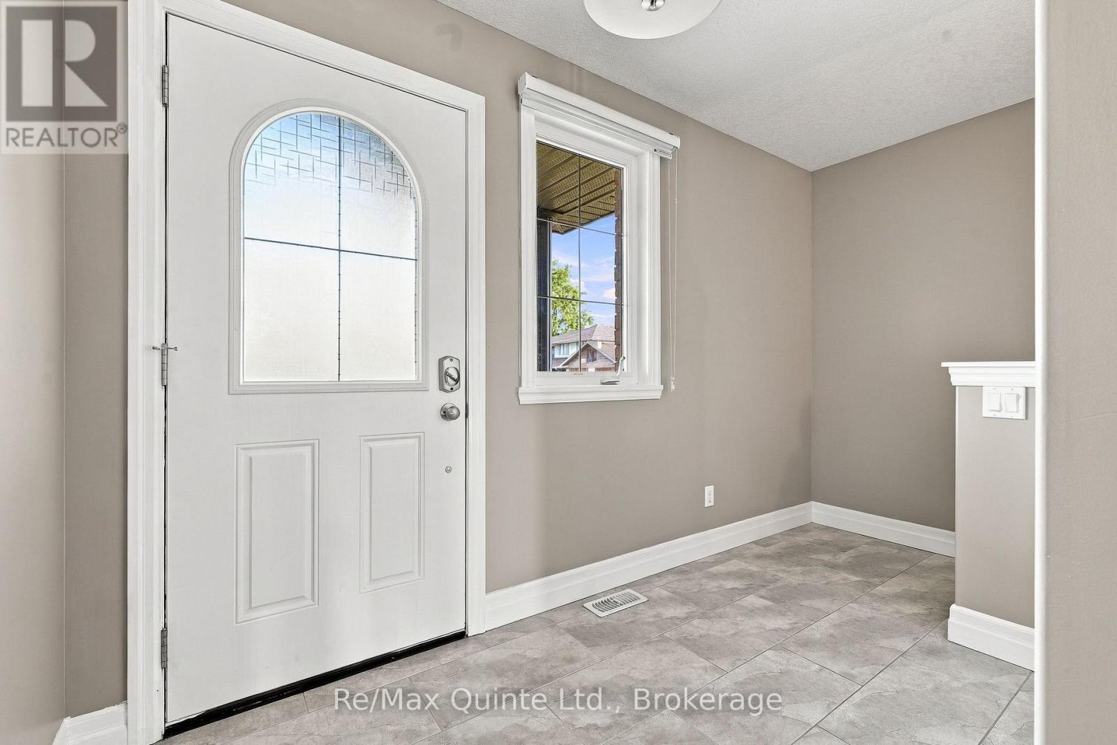 32 Cortland Crescent Property Photo 10