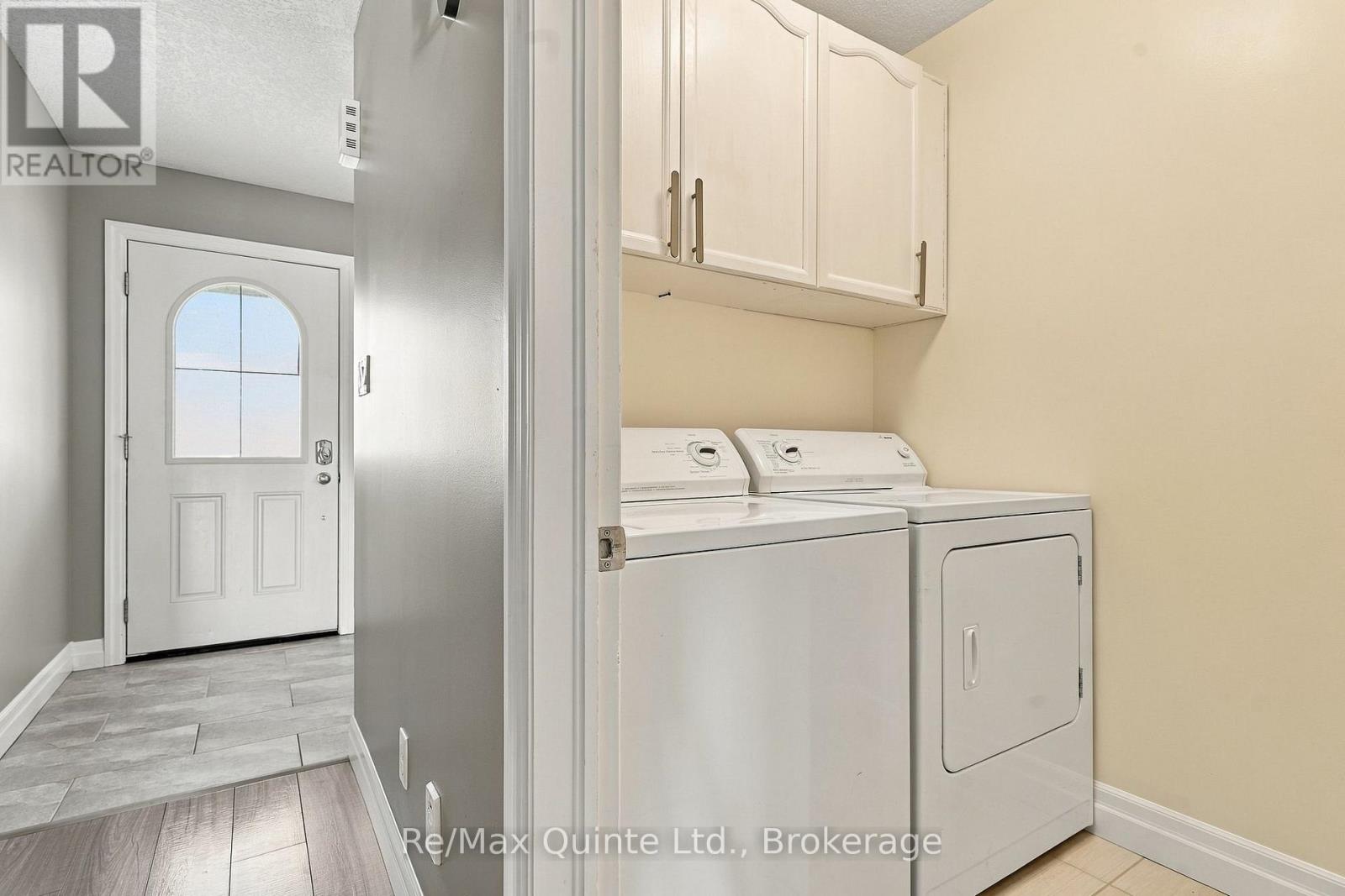 32 Cortland Crescent Property Photo 11