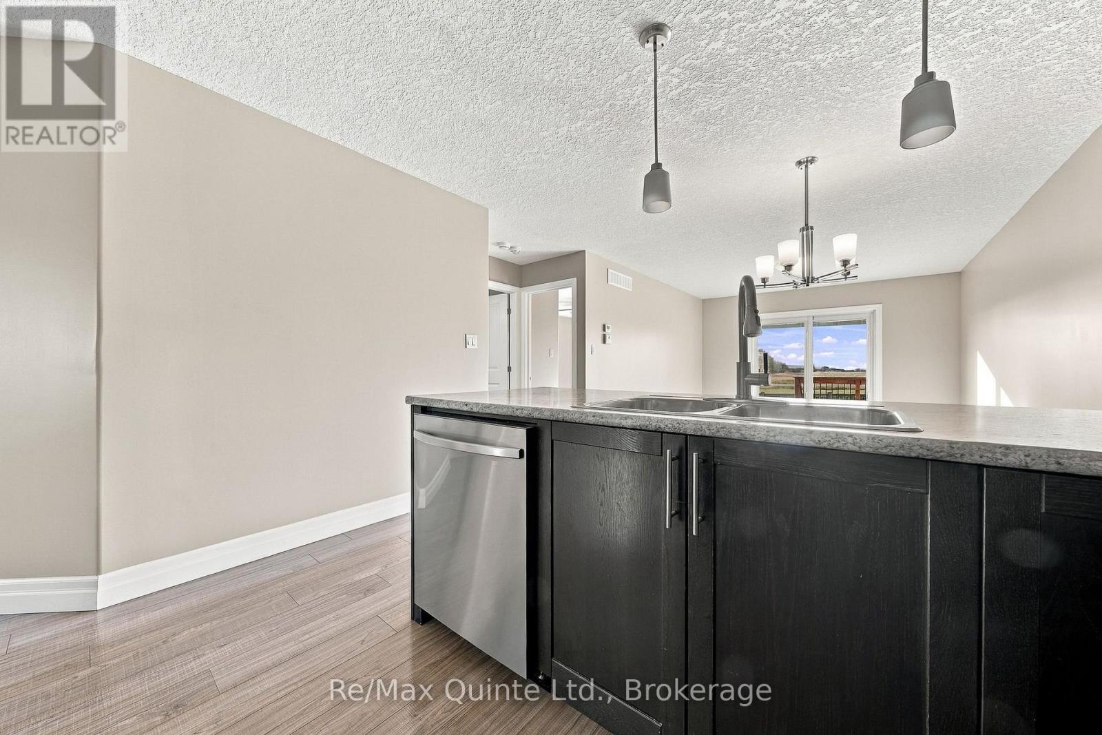 32 Cortland Crescent Property Photo 14