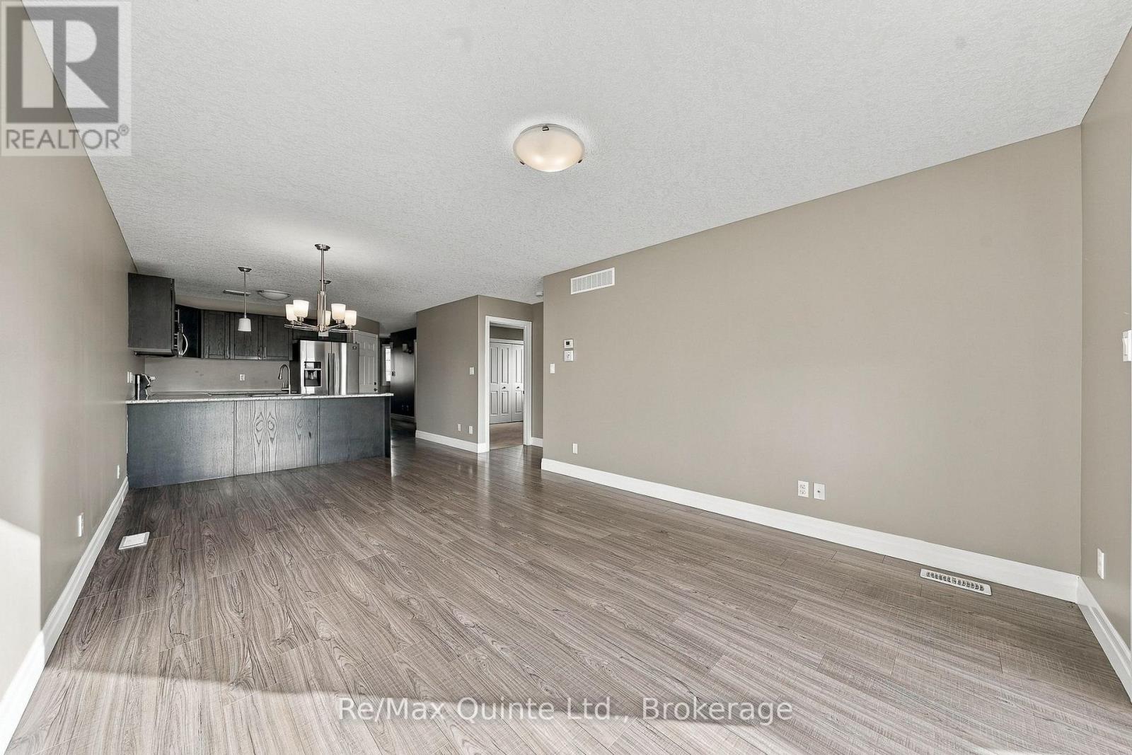 32 Cortland Crescent Property Photo 18