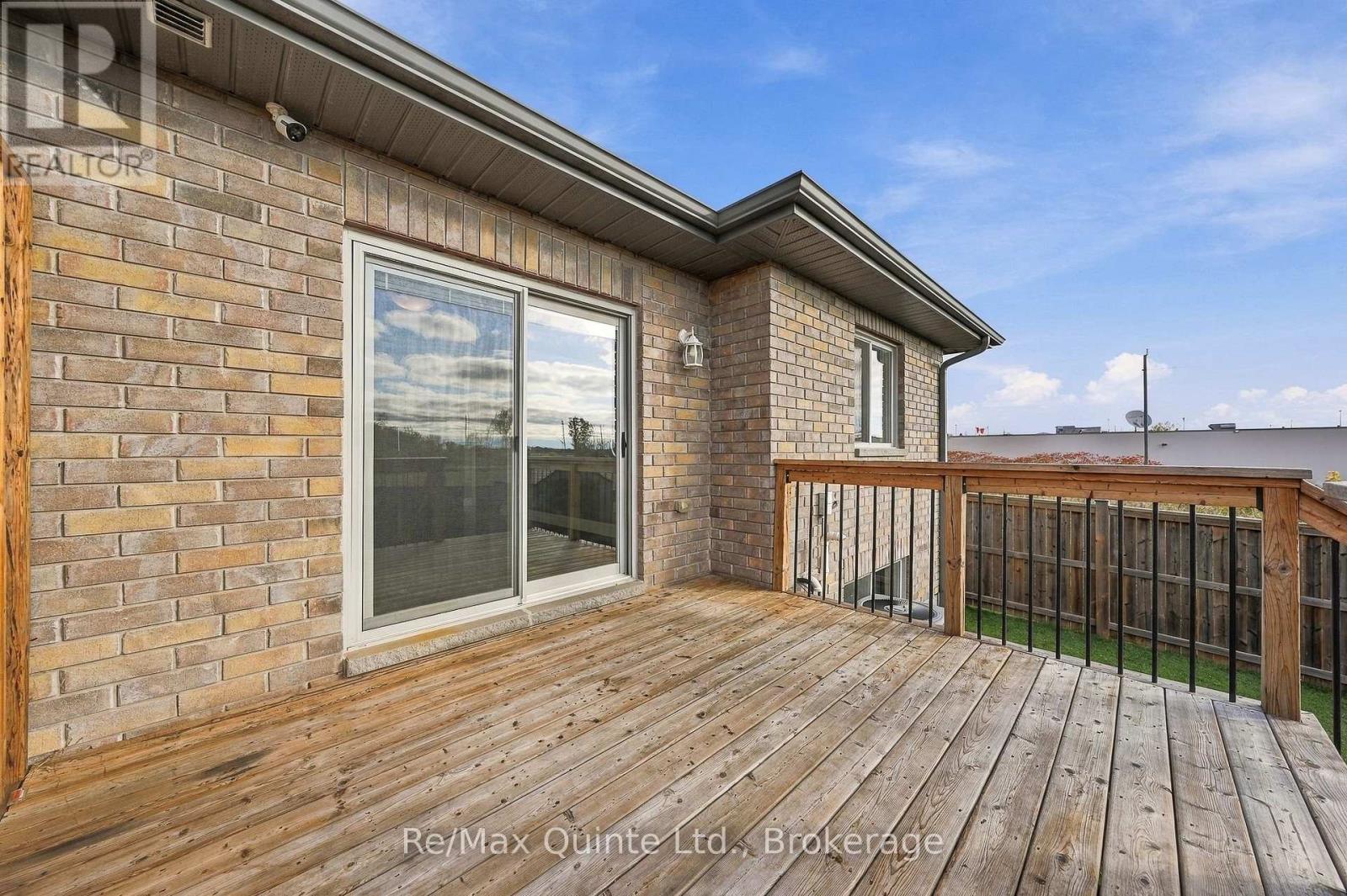 32 Cortland Crescent Property Photo 38